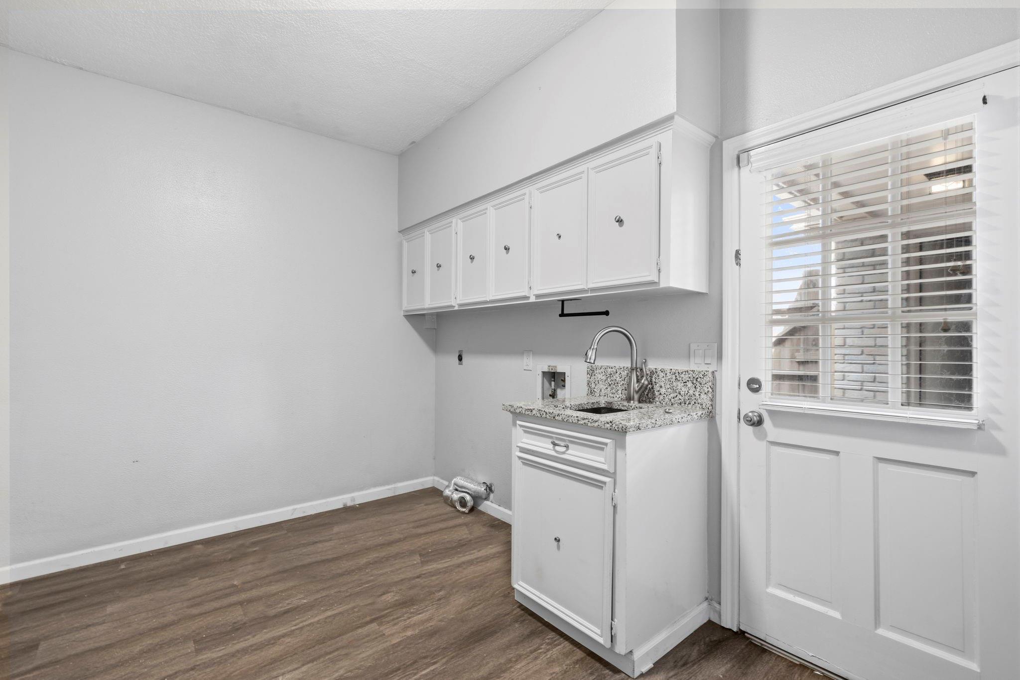 18326 Lake Oaks Drive