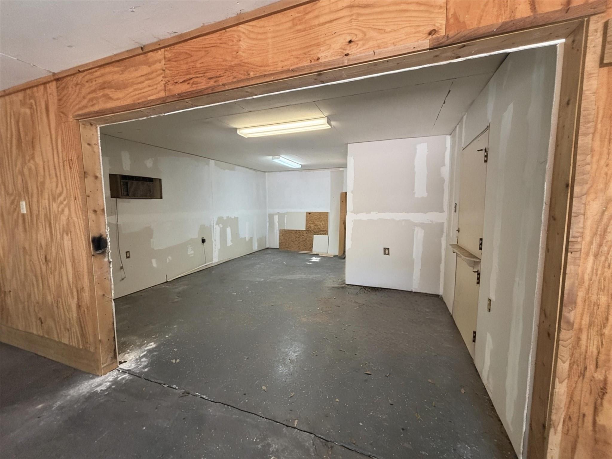 18326 Lake Oaks Drive