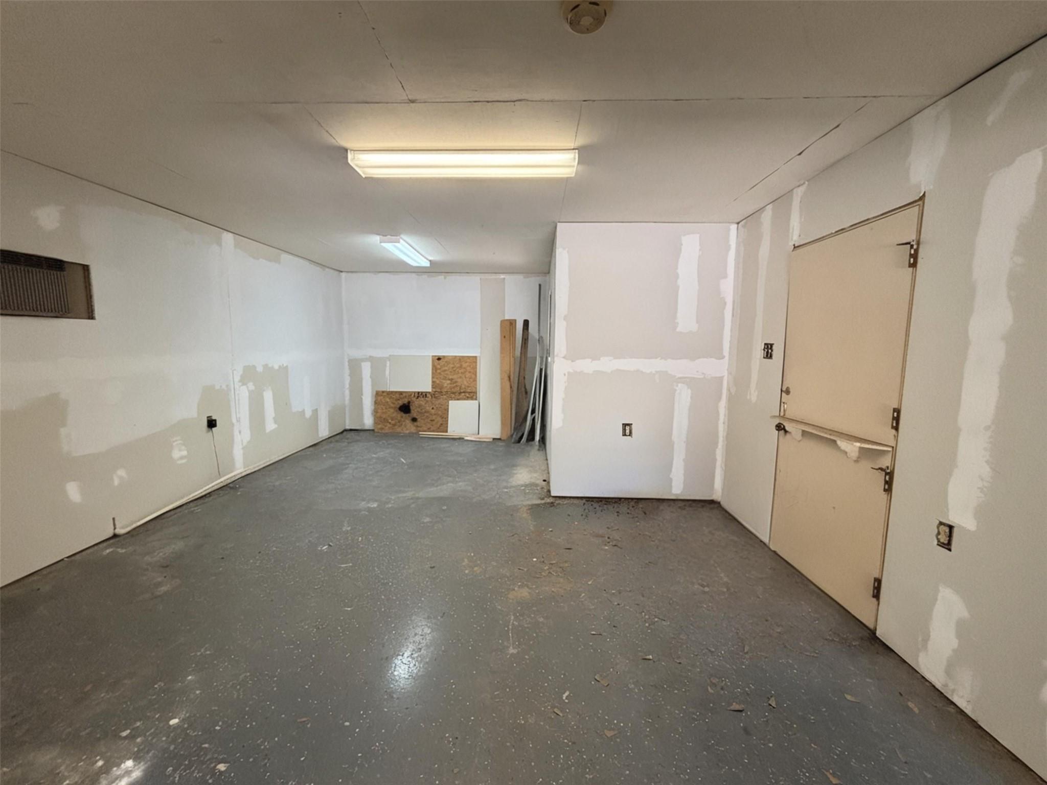 18326 Lake Oaks Drive