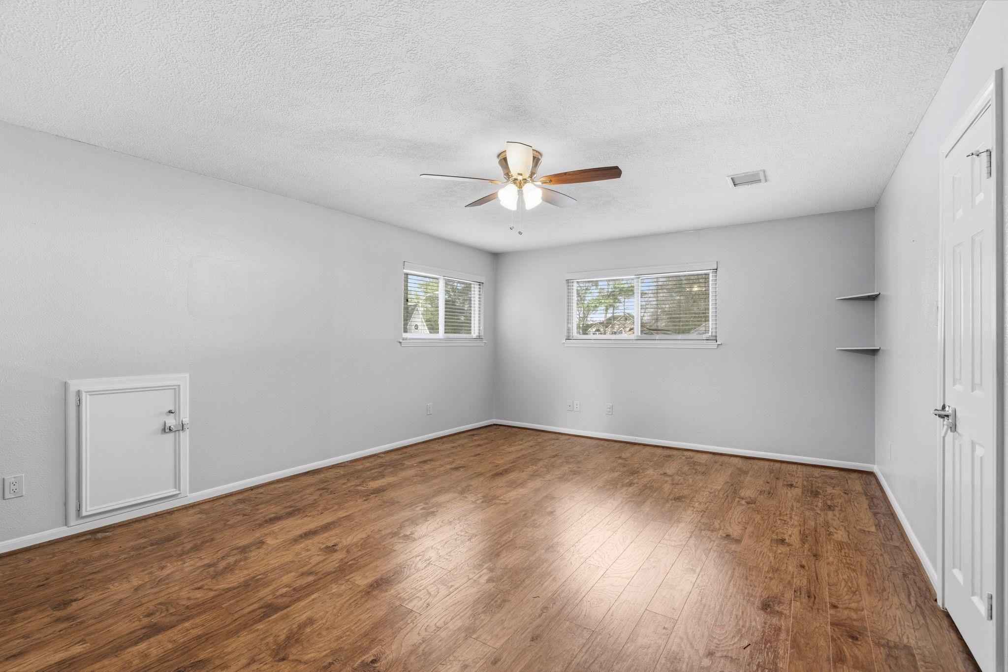 18326 Lake Oaks Drive