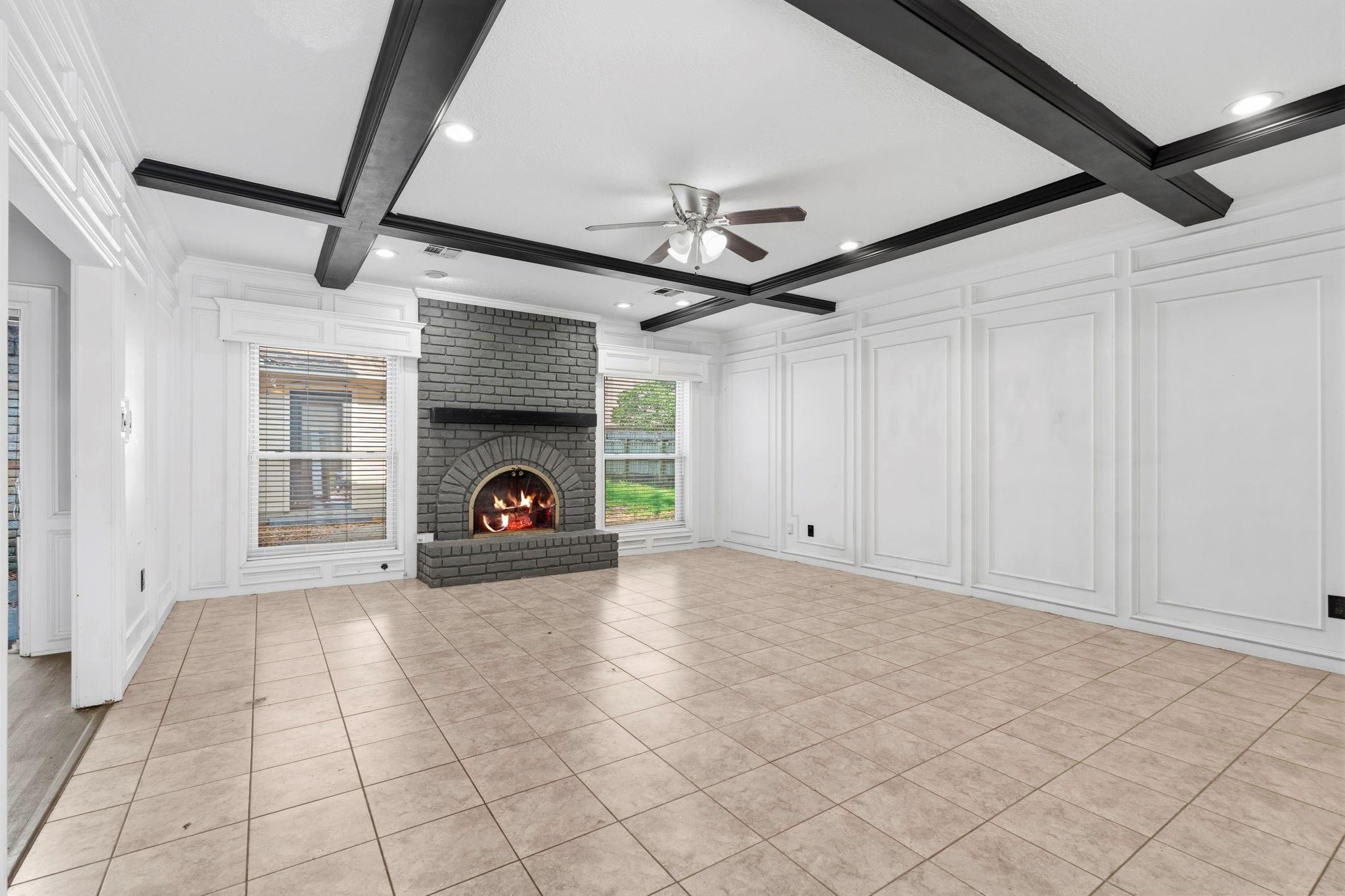 18326 Lake Oaks Drive