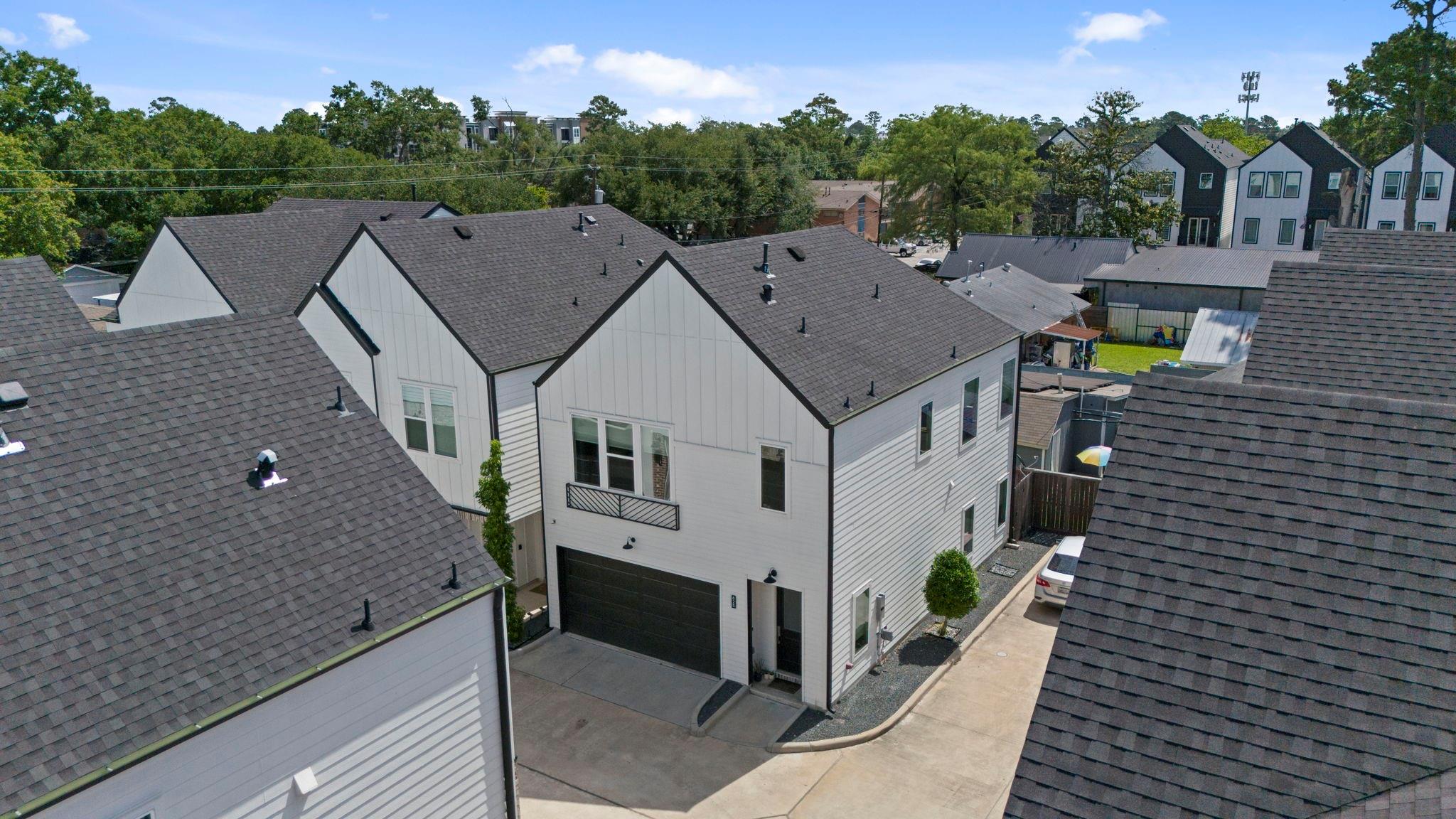 825 Martin Street