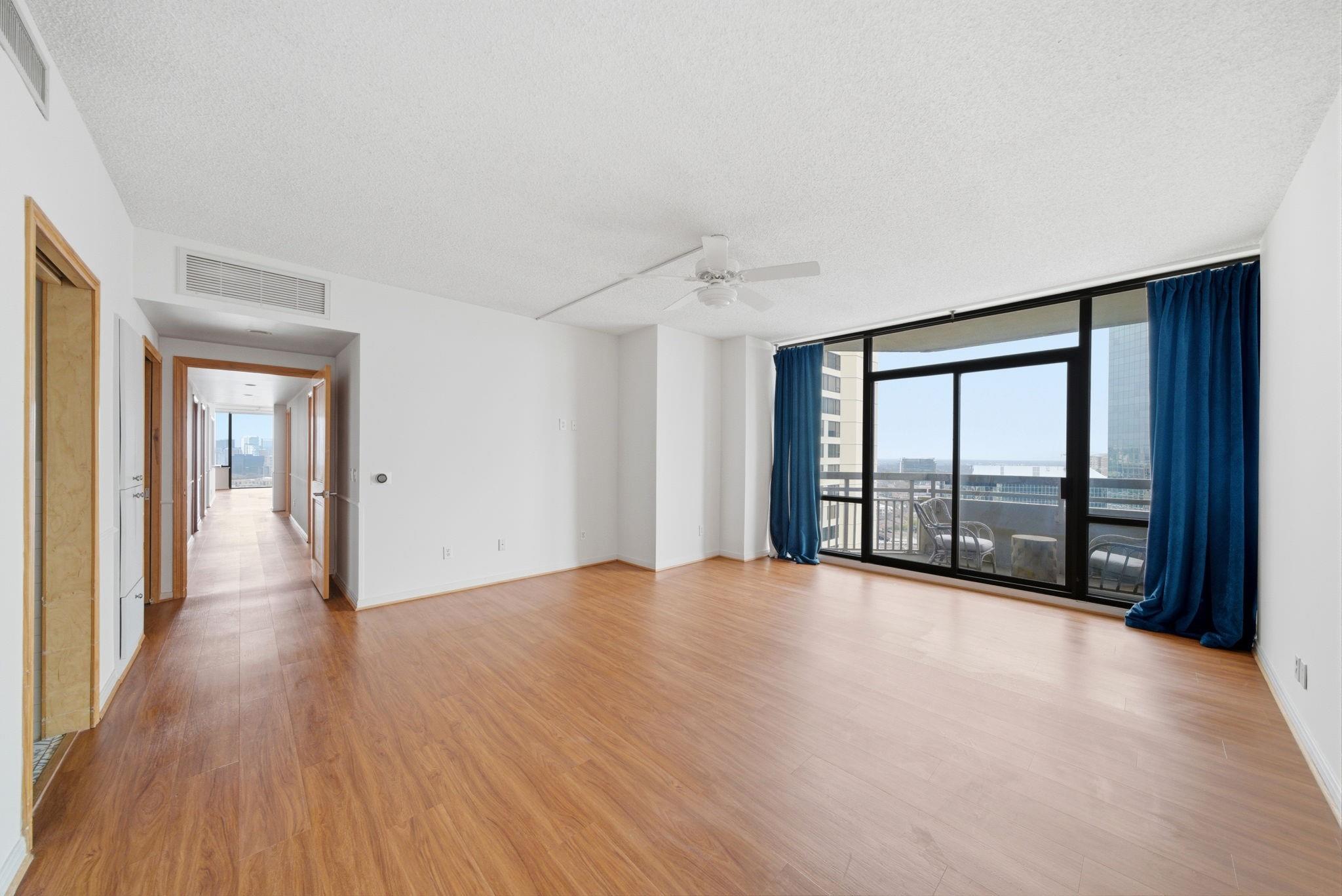15 Greenway Plaza # 25J