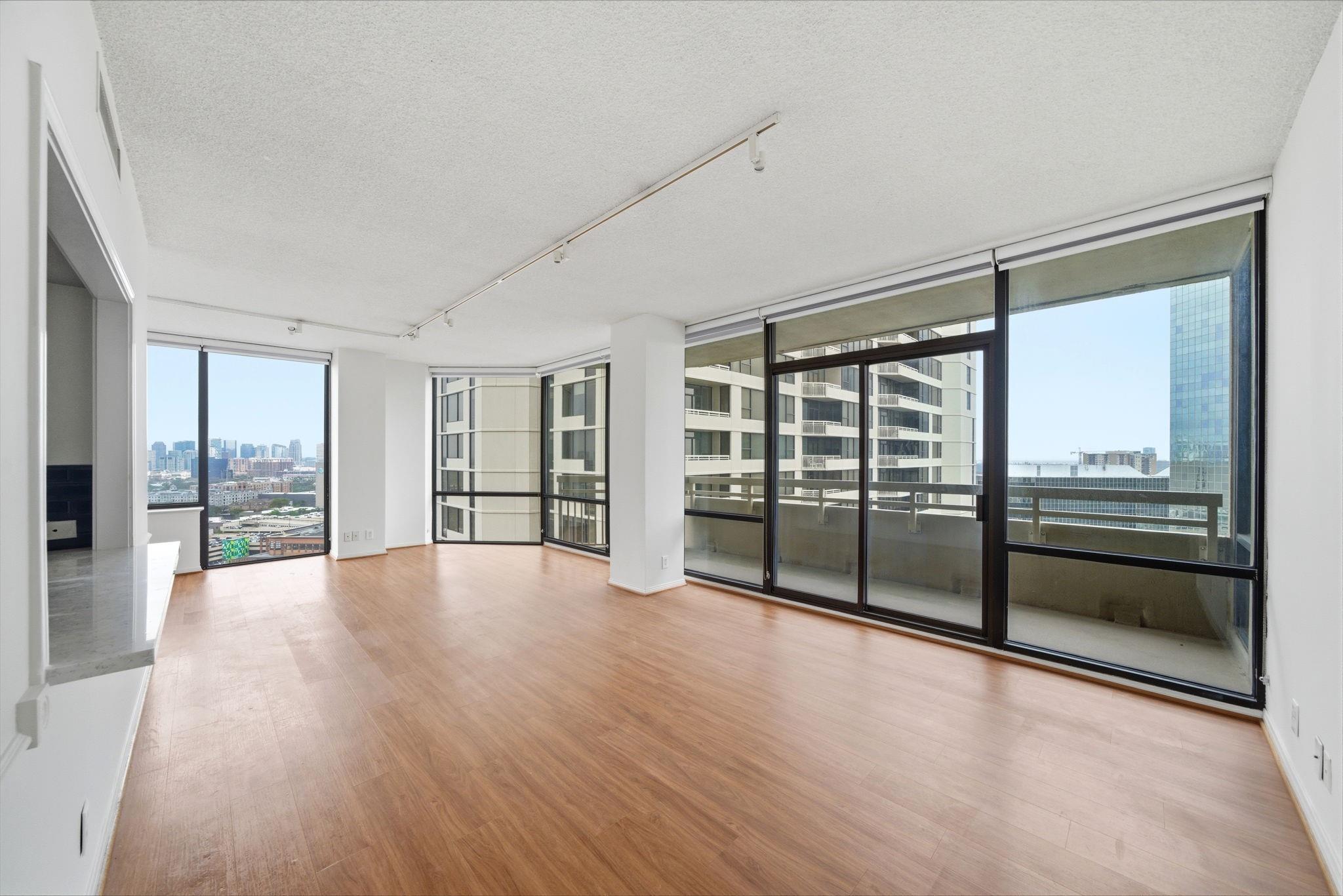 15 Greenway Plaza # 25J