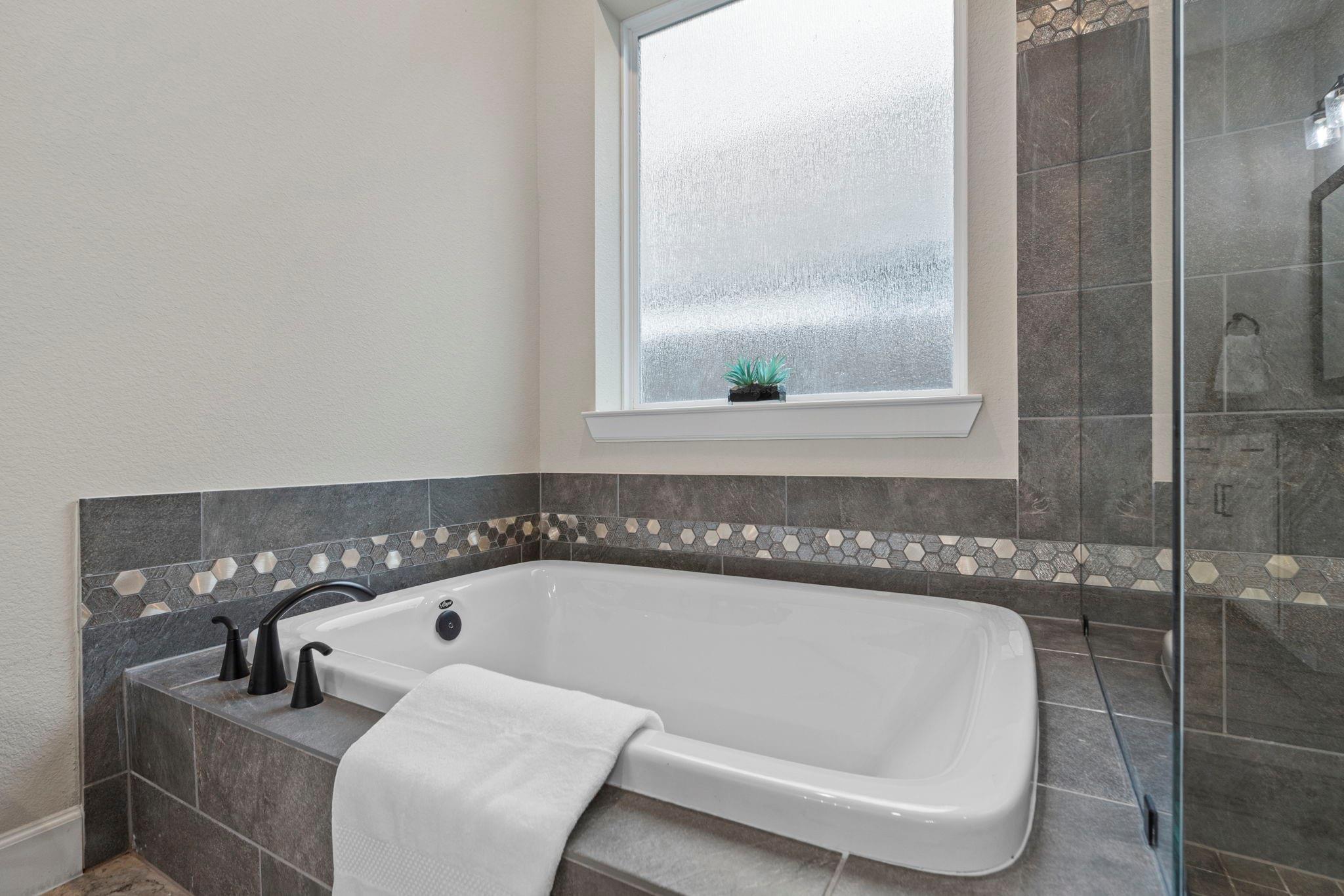 1806 Sienna Grove Drive