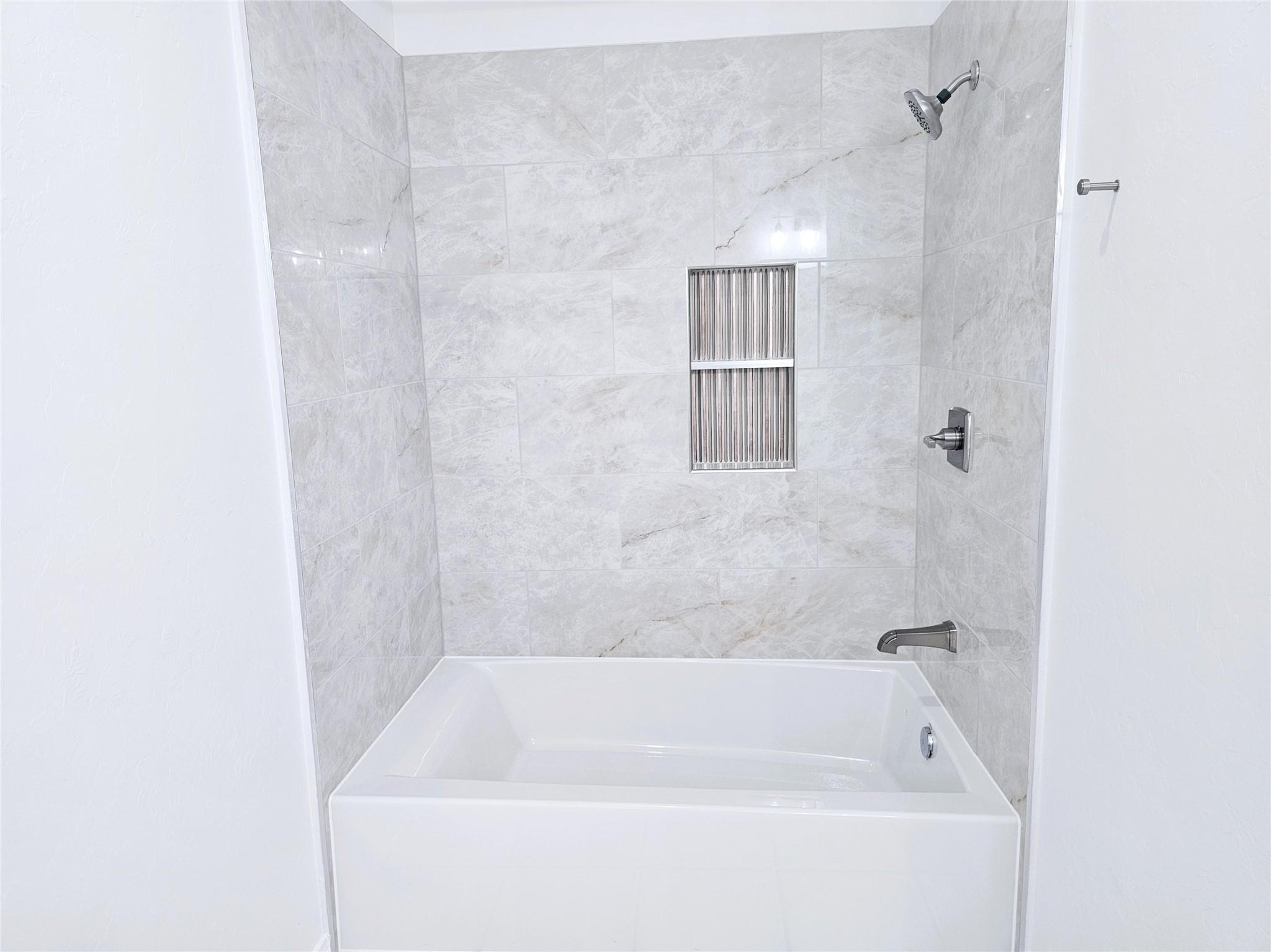 921 Marine Drive # 304