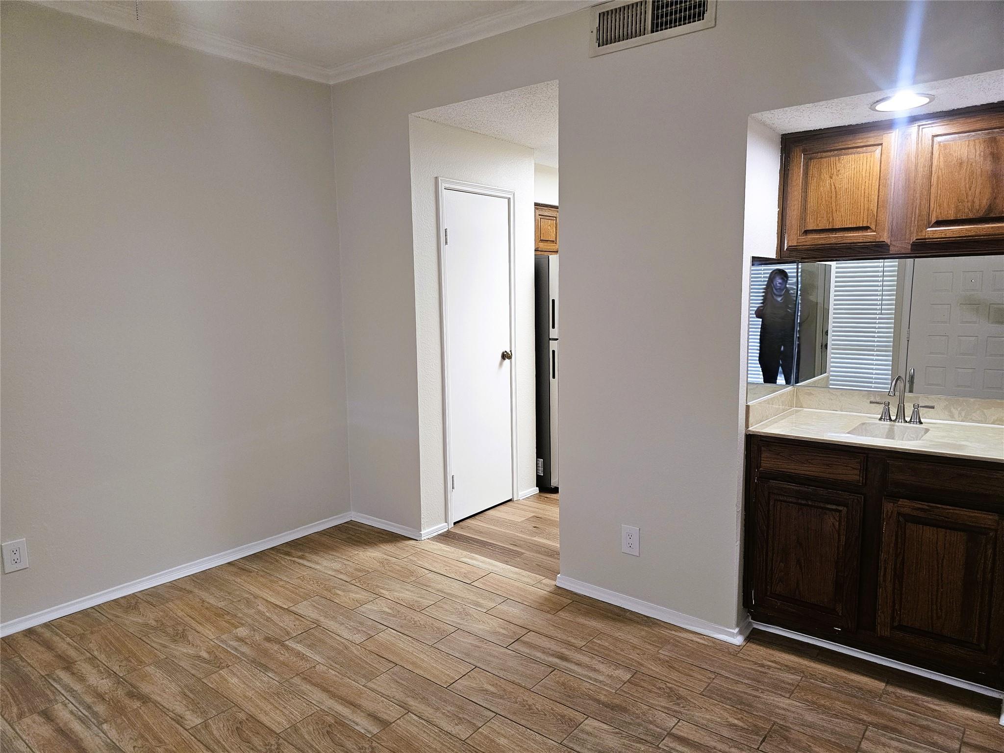 921 Marine Drive # 304
