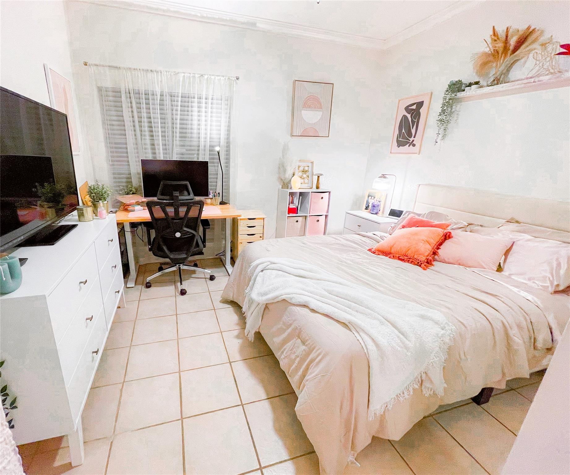 921 Marine Drive # 214
