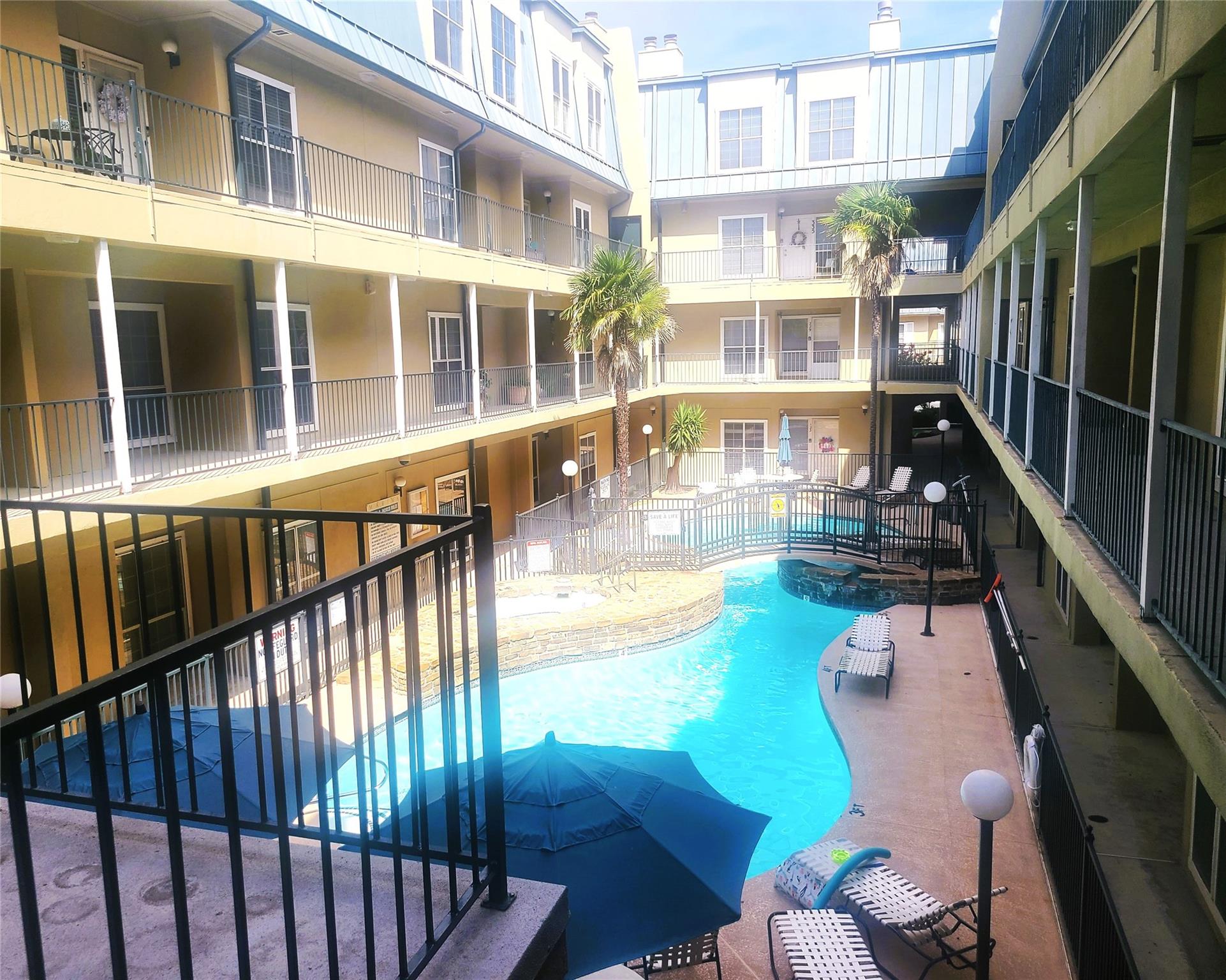 921 Marine Drive # 214