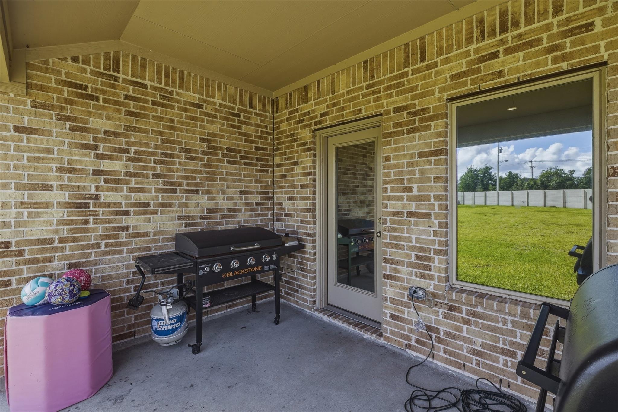 2004 Hyde Acres Street