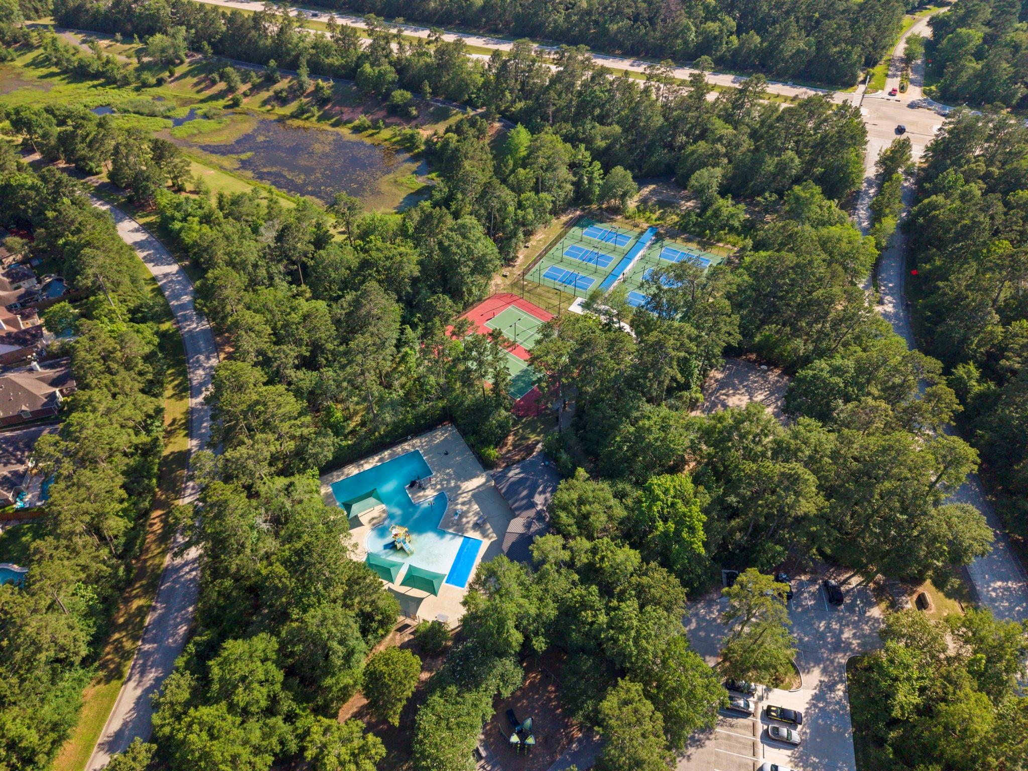 78 E Hobbit Glen Drive