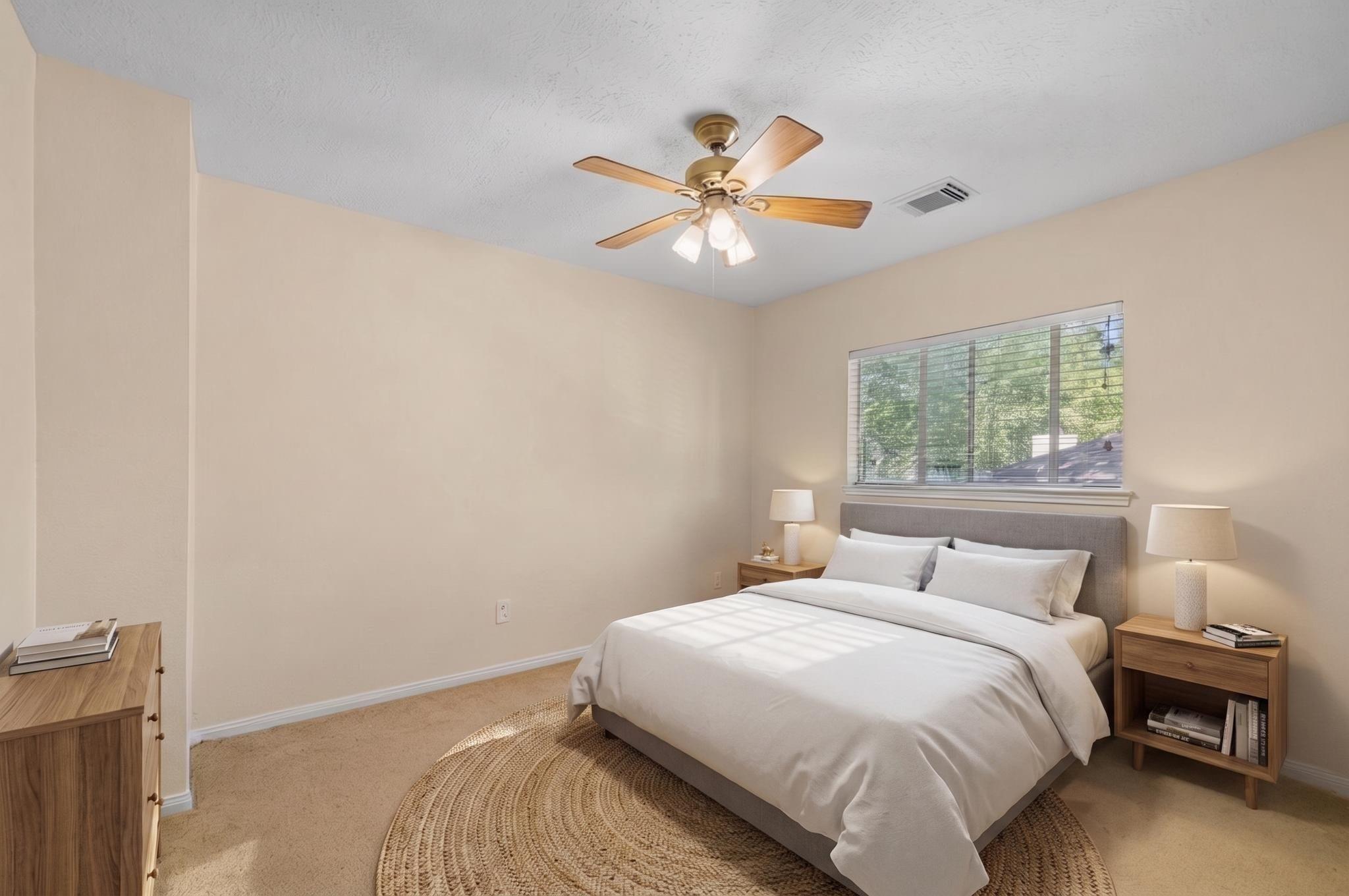 78 E Hobbit Glen Drive