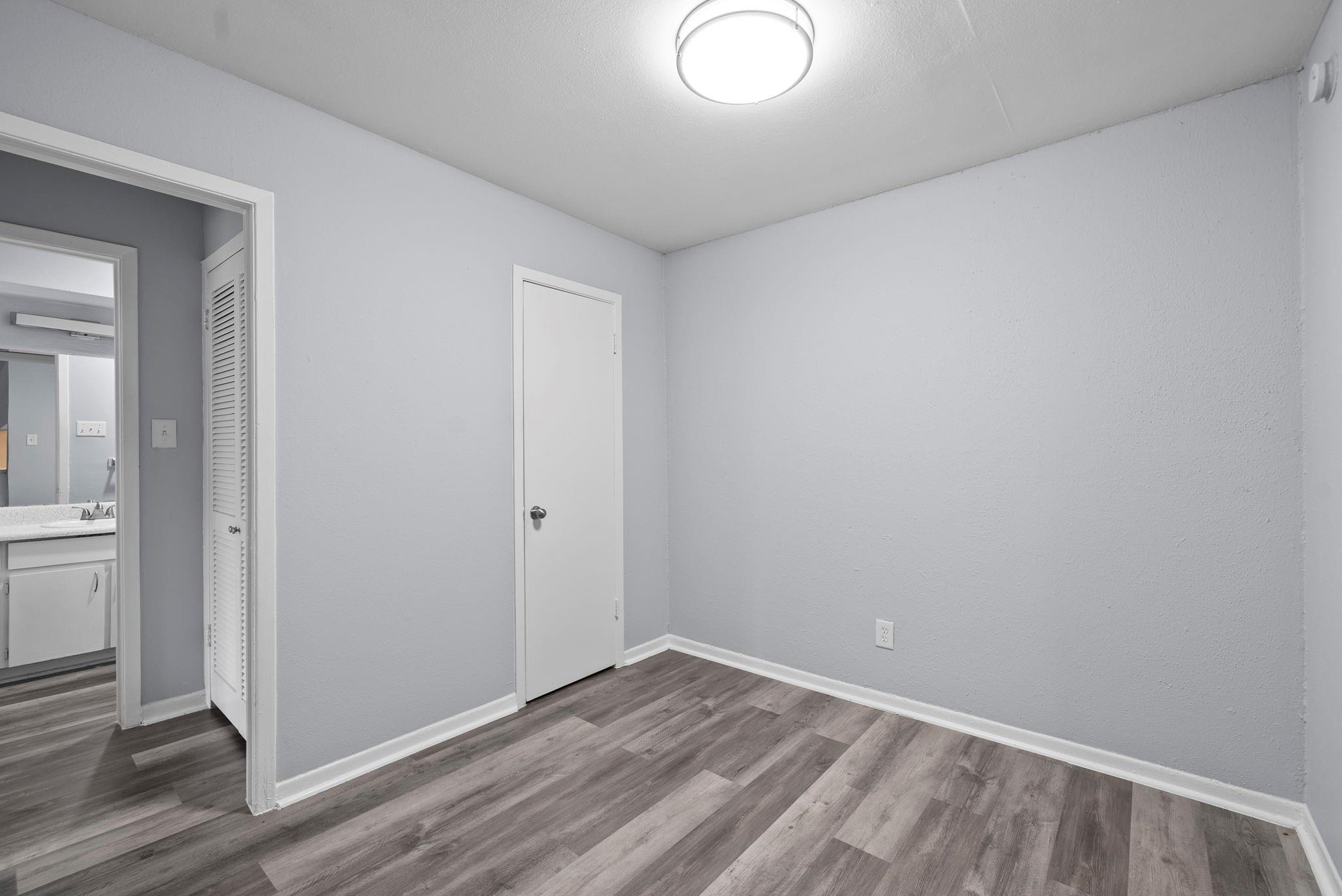 3802 E Nasa Road