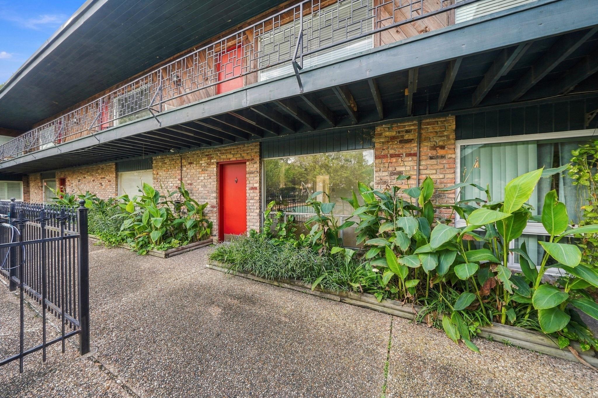 1849 Marshall Street # 9