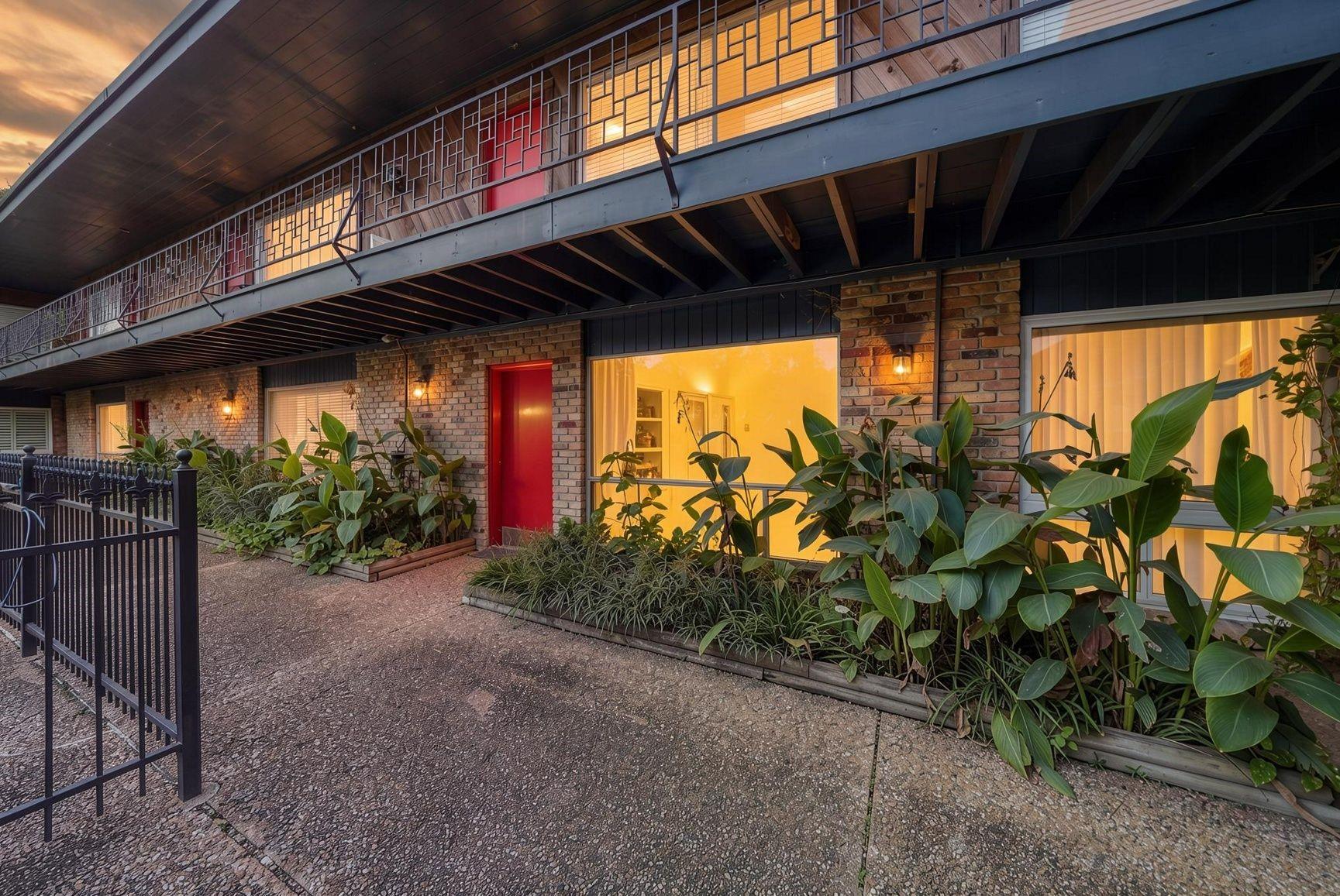 1849 Marshall Street # 9