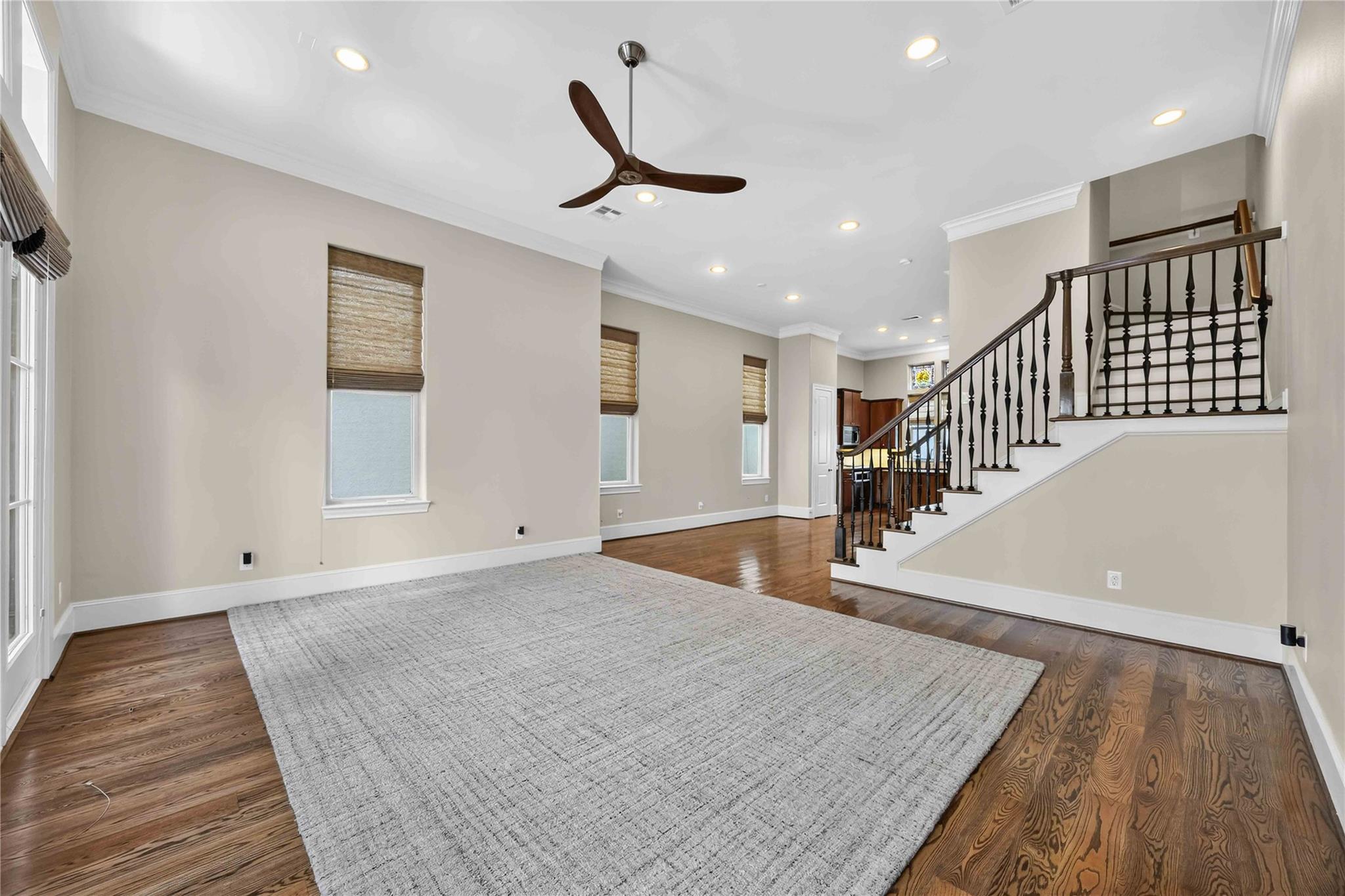 5723 Arabelle Lake
