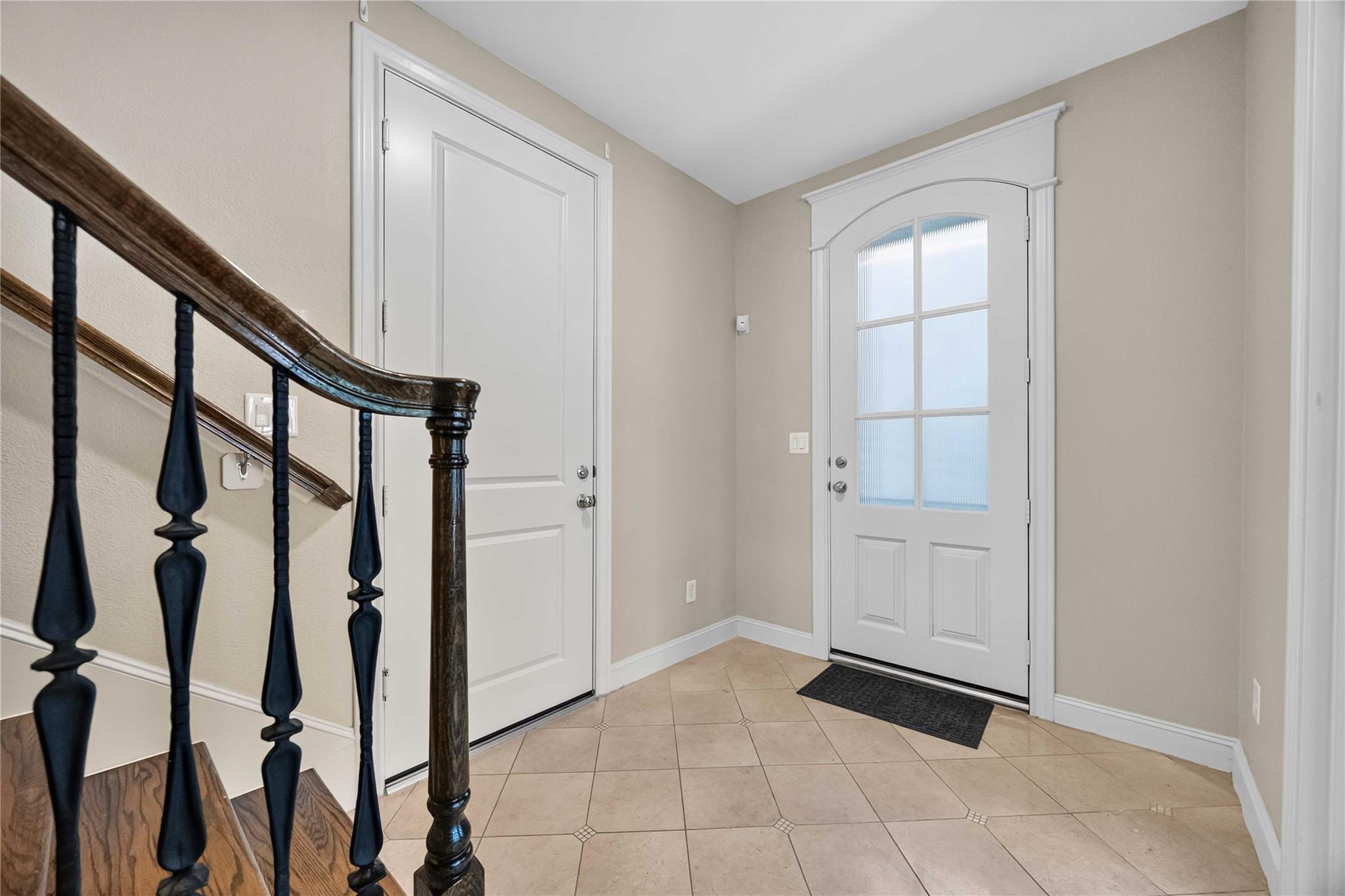 5723 Arabelle Lake