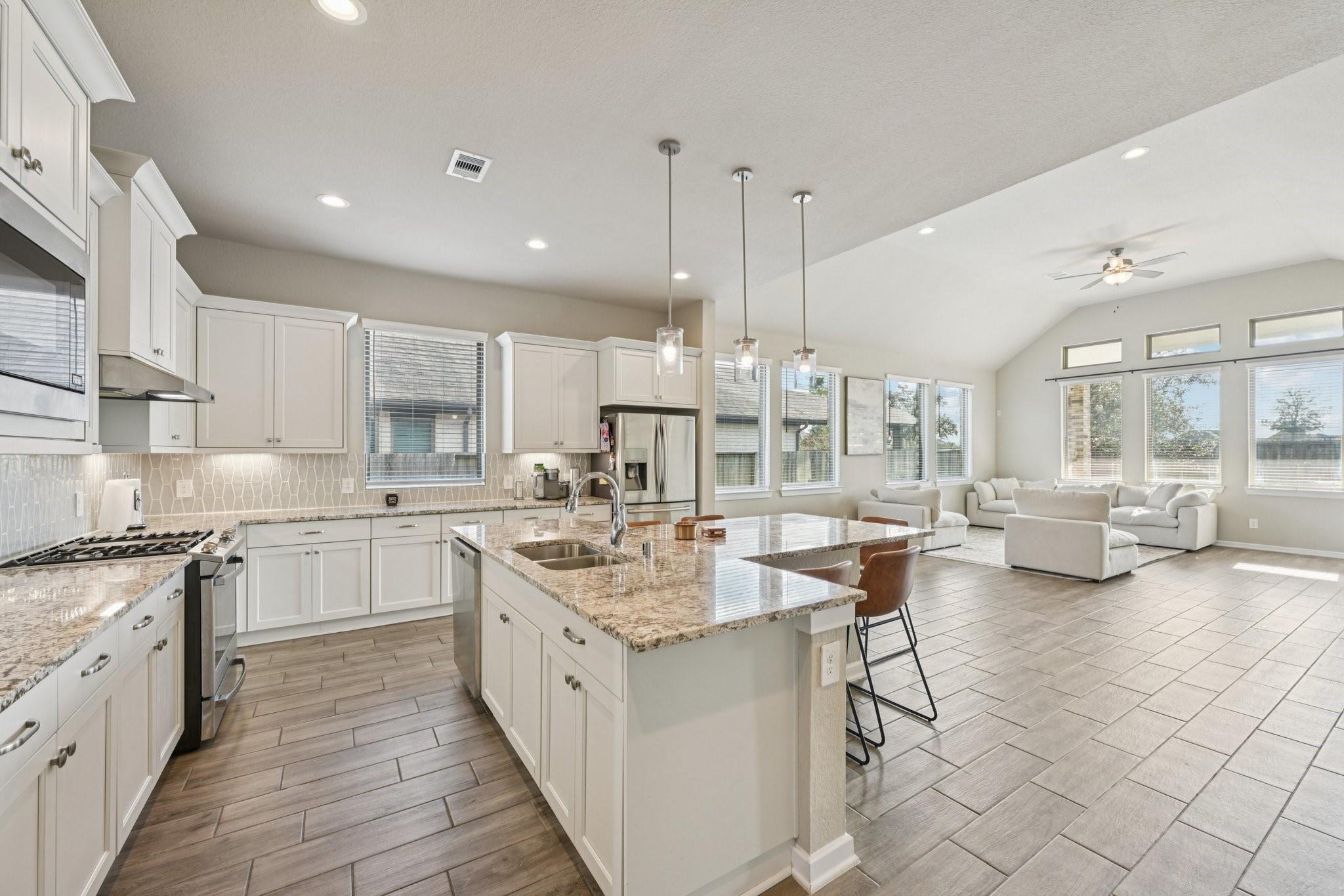 4734 Franklin Way