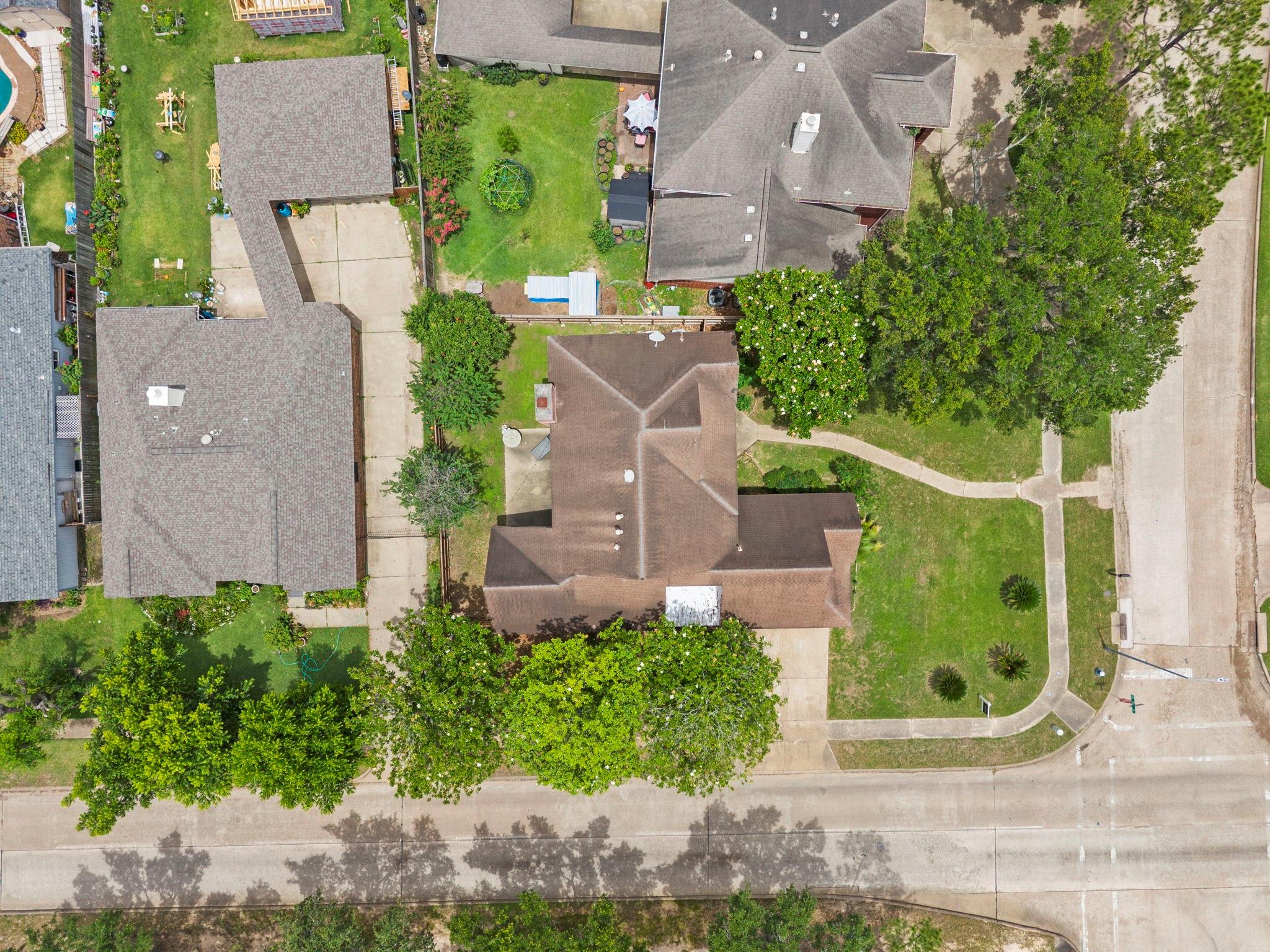 8018 Via Bella Drive