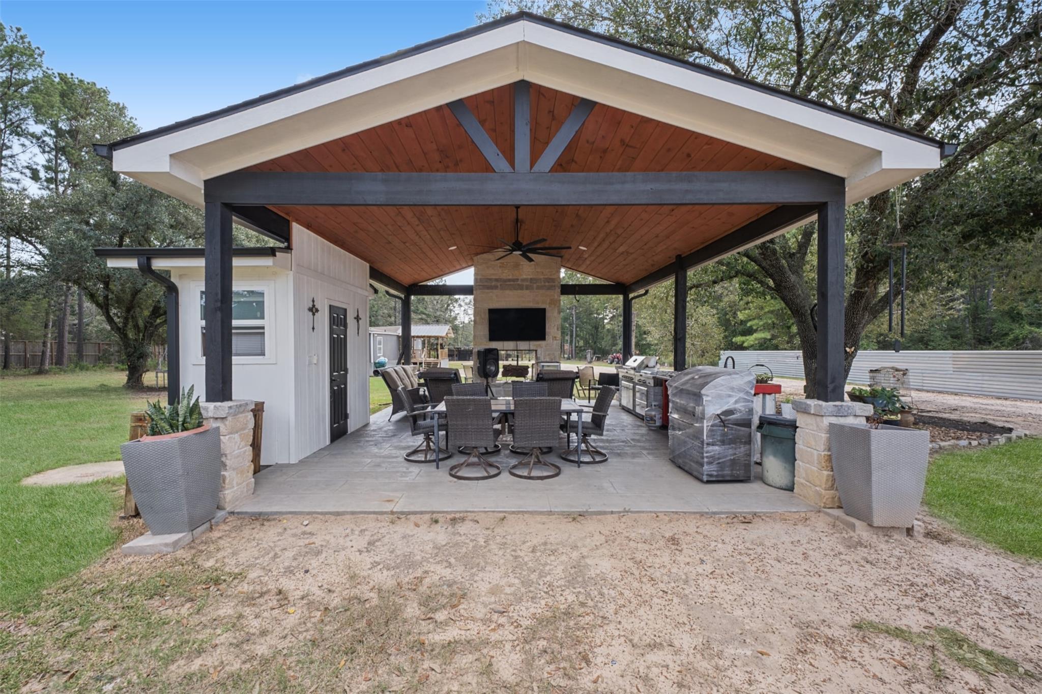 10677 Fm 2432 Road