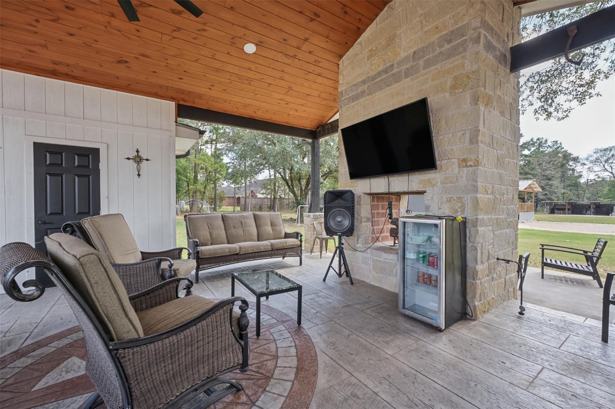 10677 Fm 2432 Road