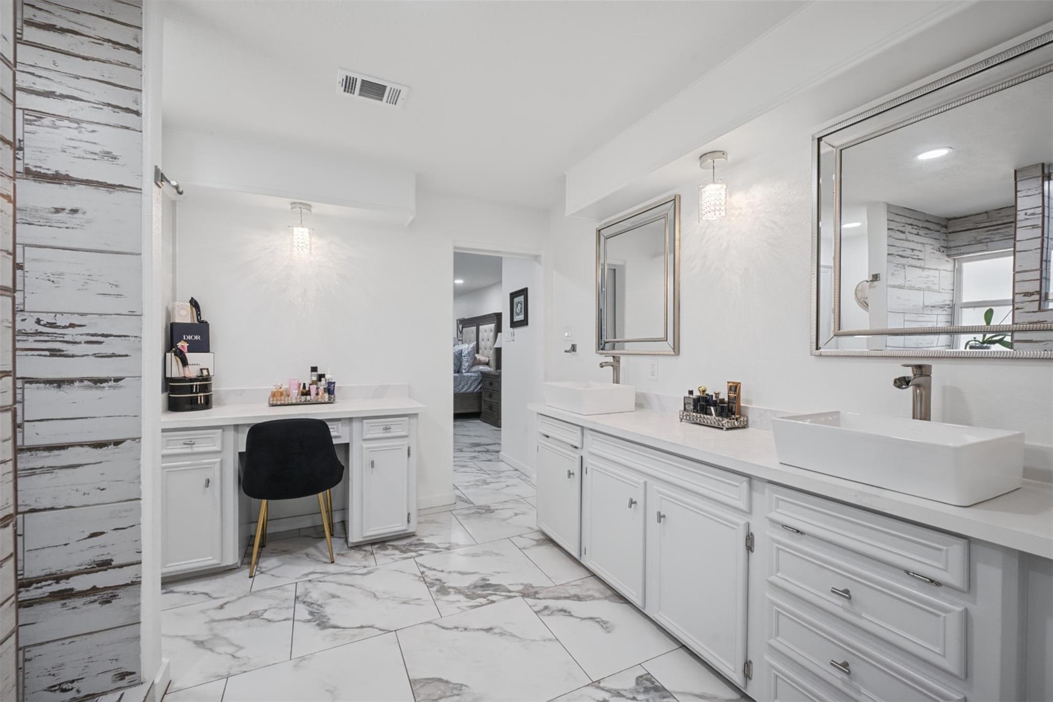 10677 Fm 2432 Road