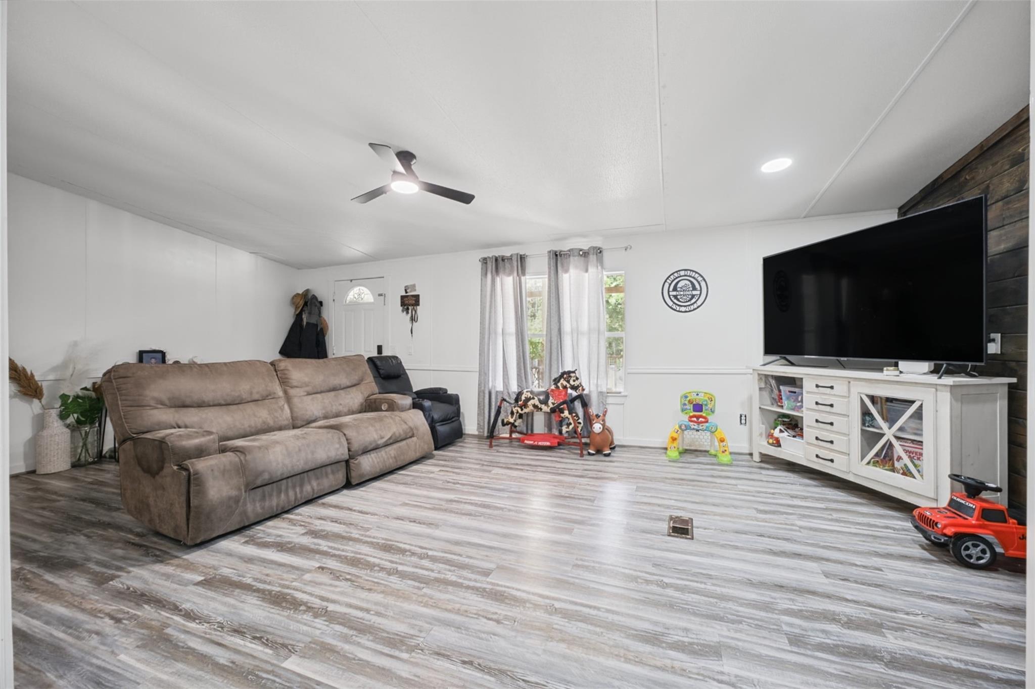 10677 Fm 2432 Road