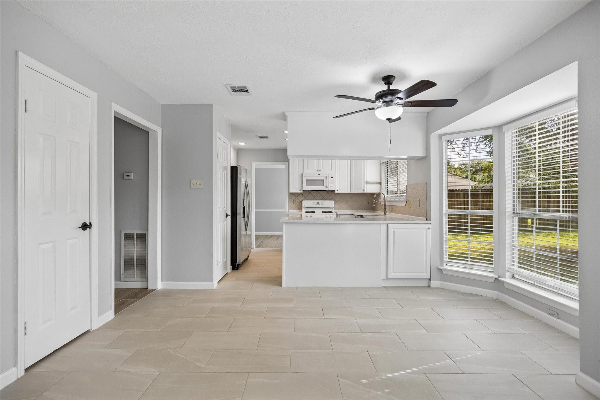806 Forest Bay Court
