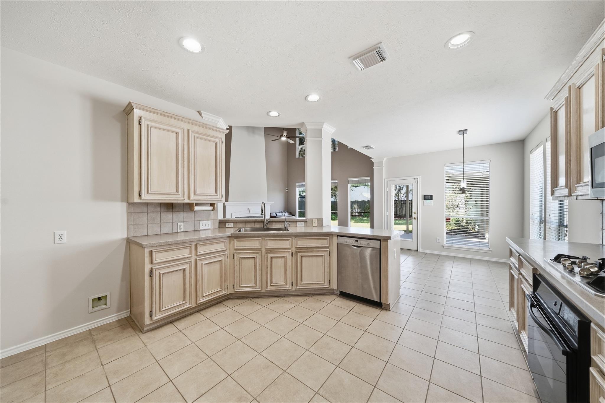 8323 Gentlewood Court