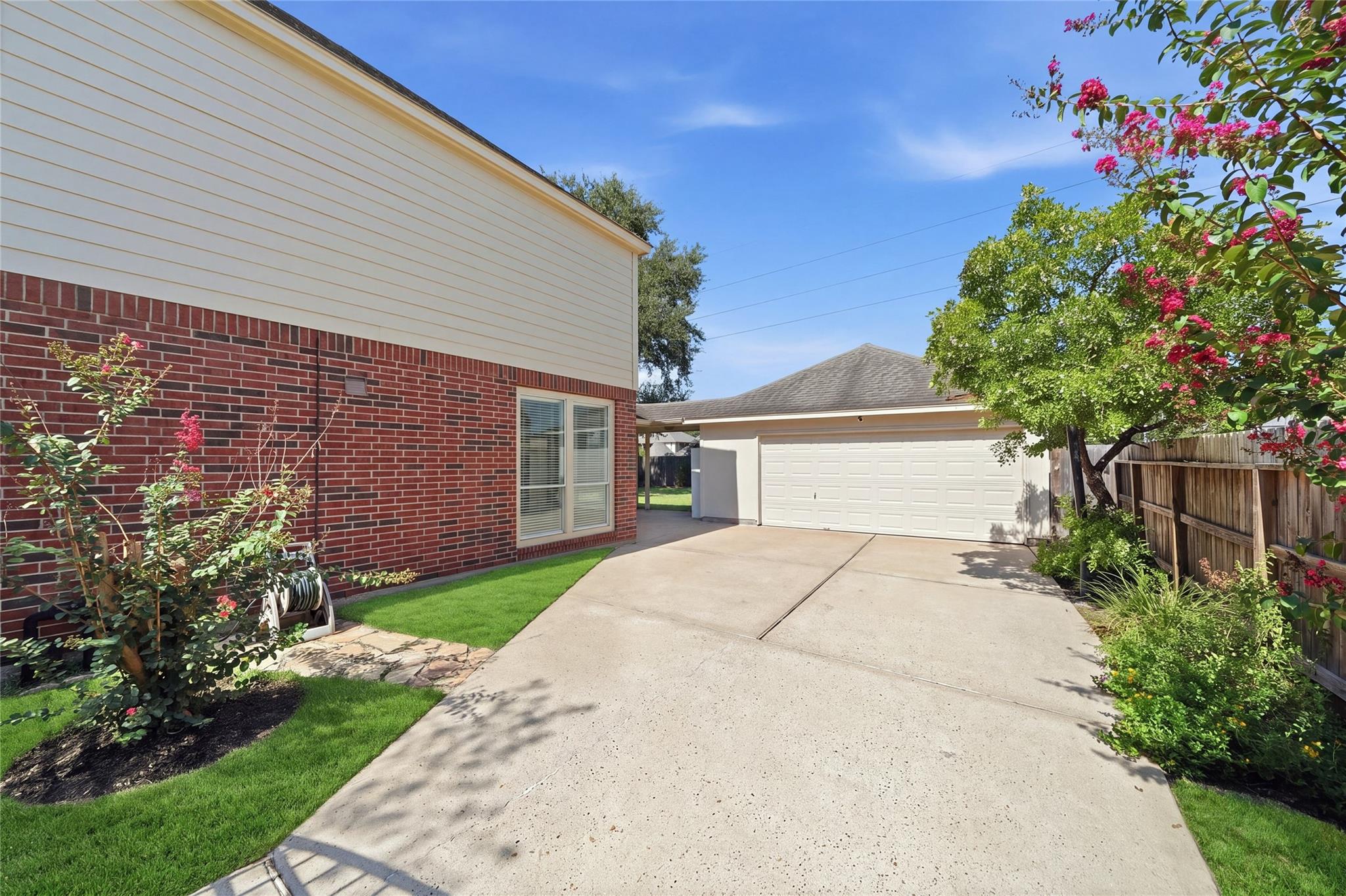 8323 Gentlewood Court