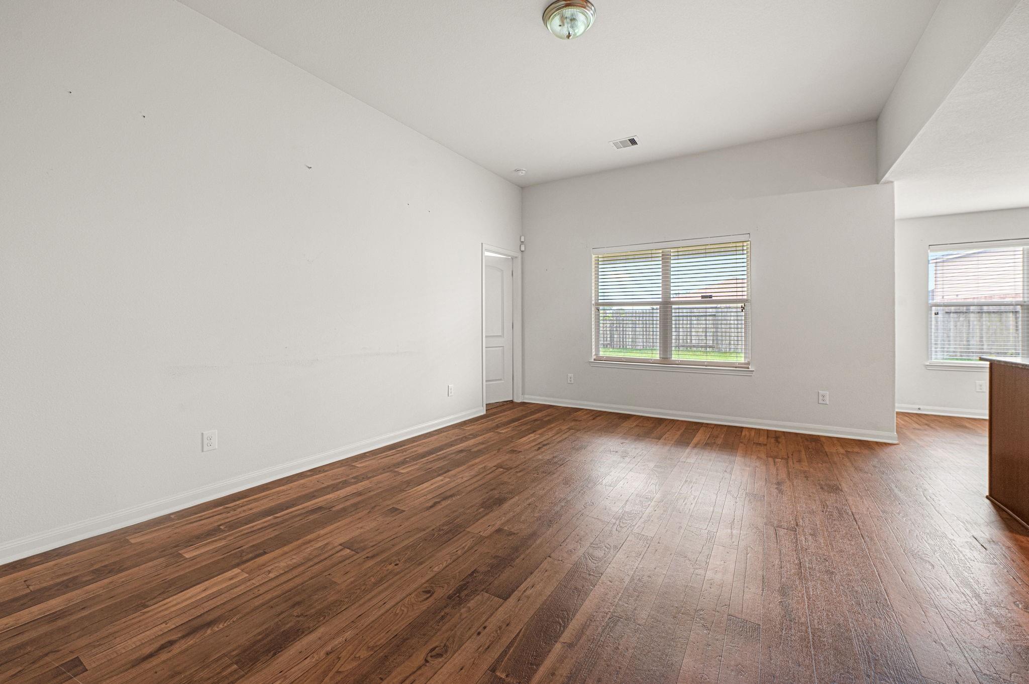 7203 Montclair Peak Lane