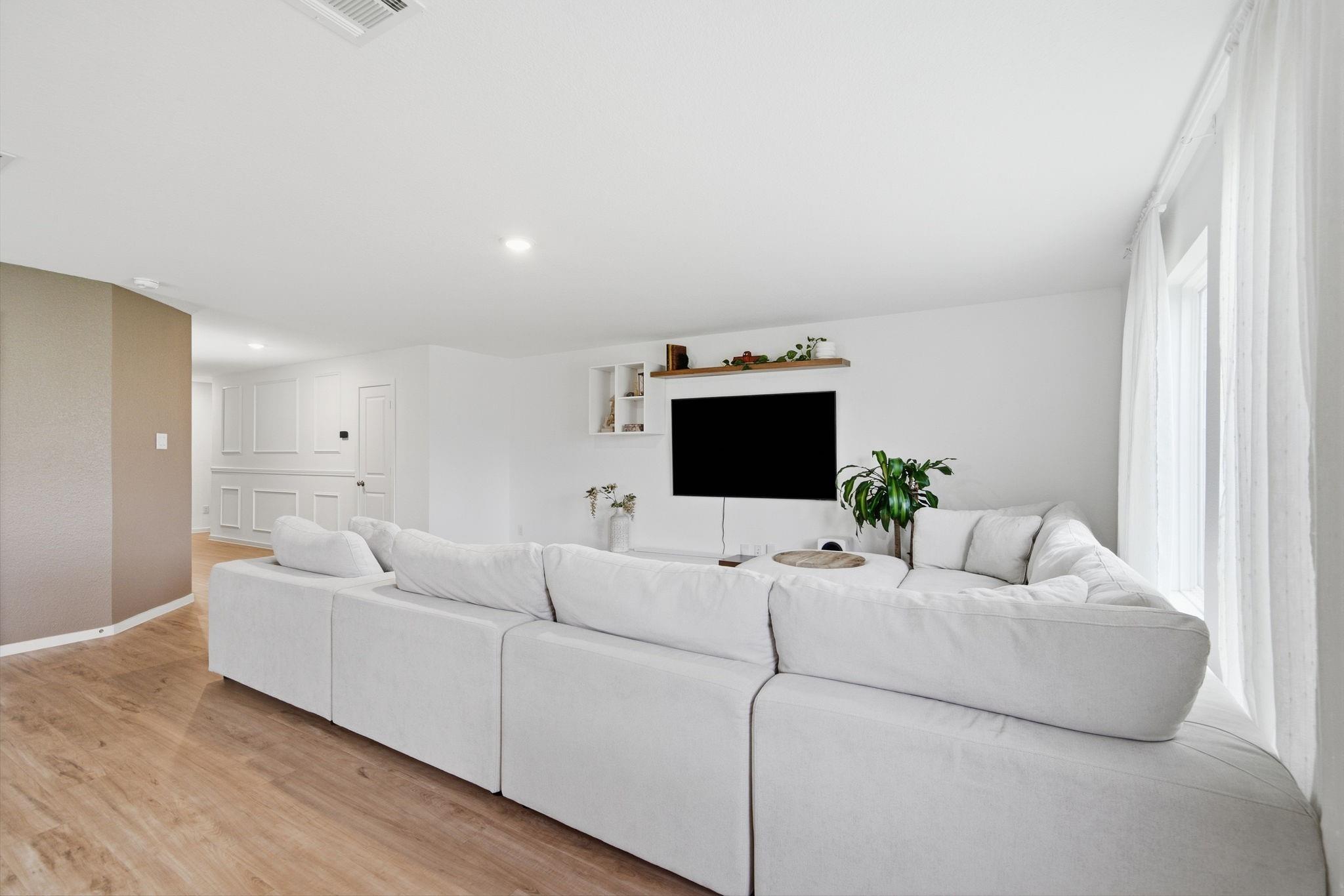 21107 Newberry Grove Lane