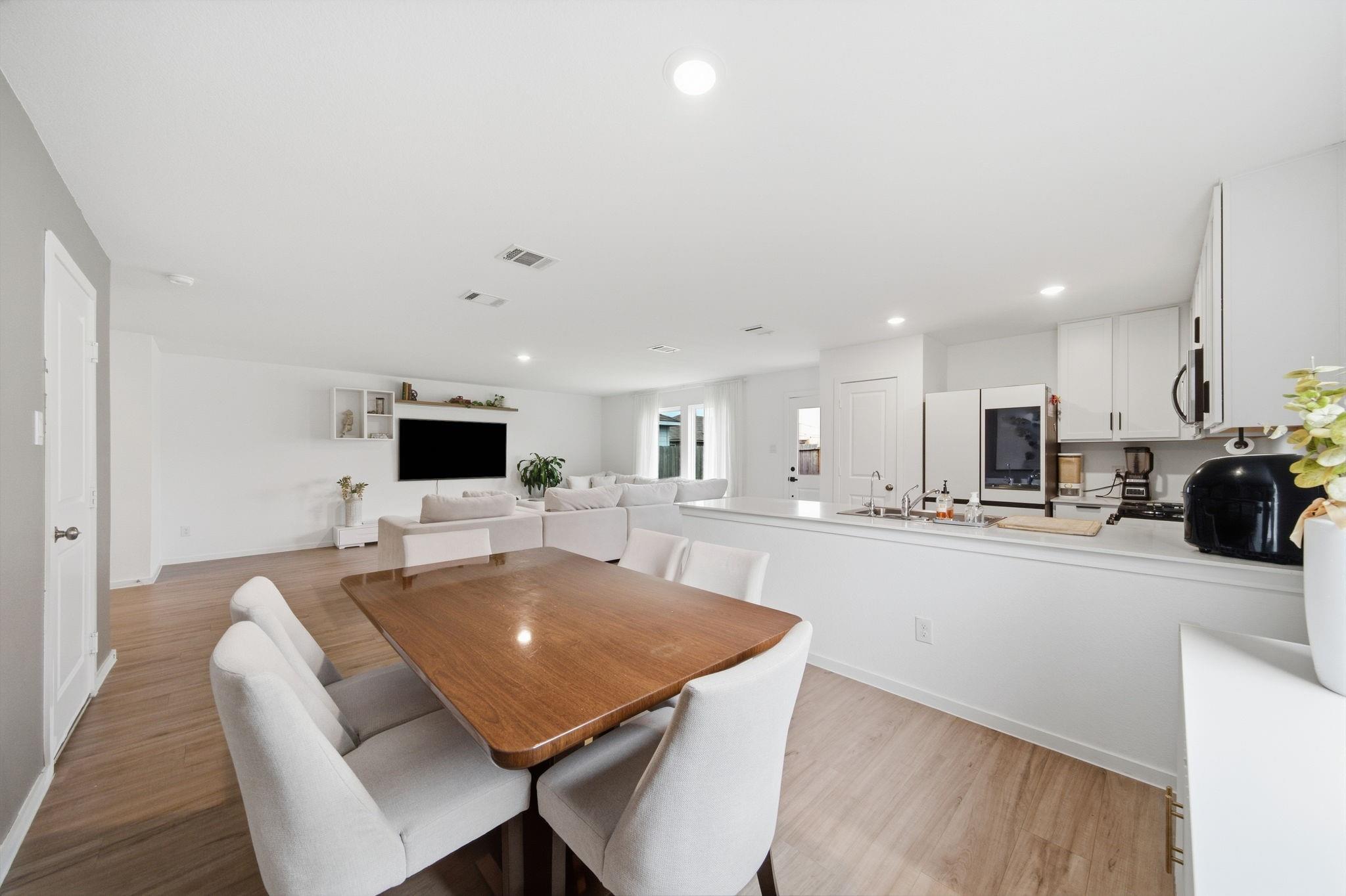 21107 Newberry Grove Lane