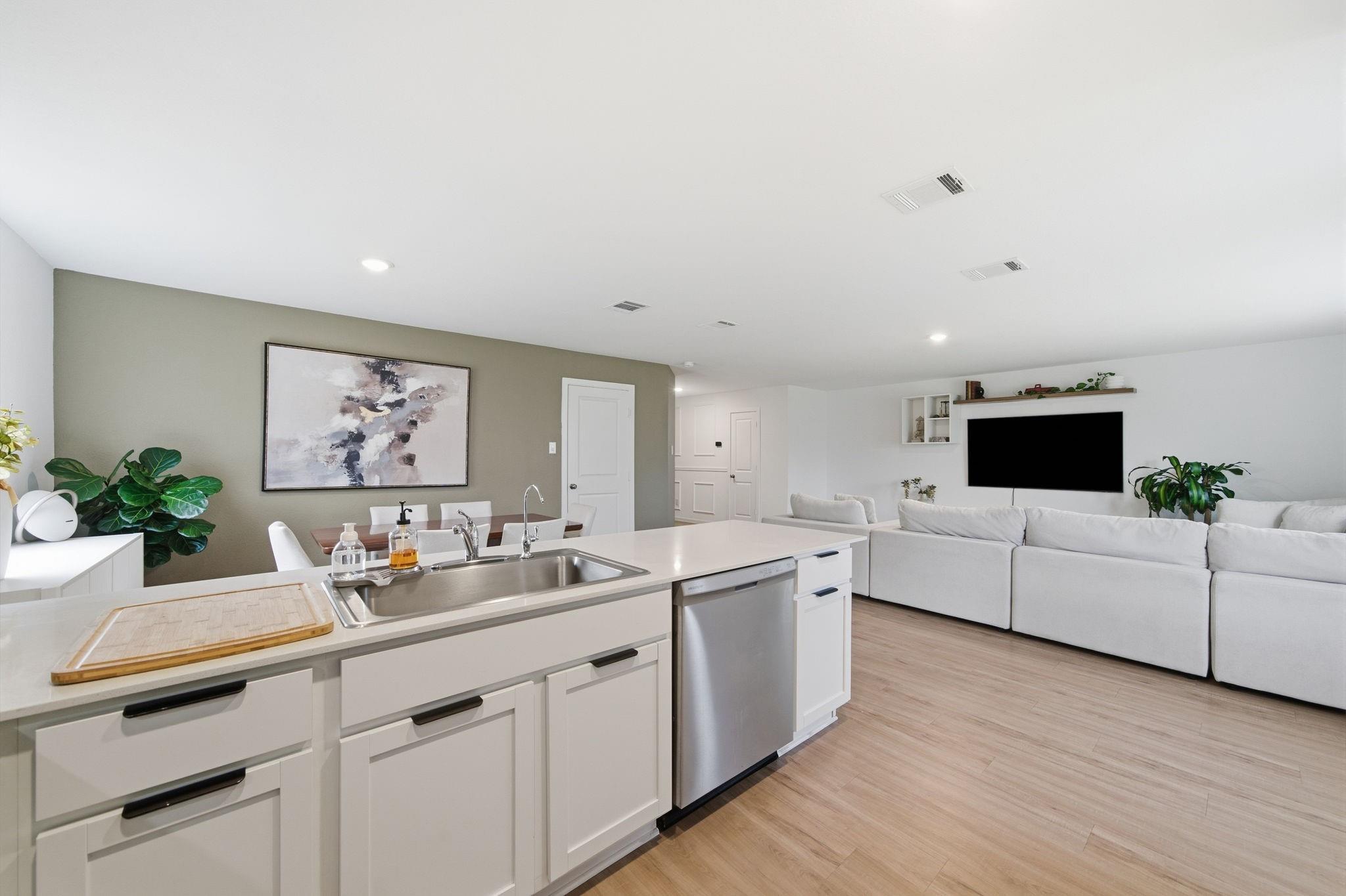 21107 Newberry Grove Lane