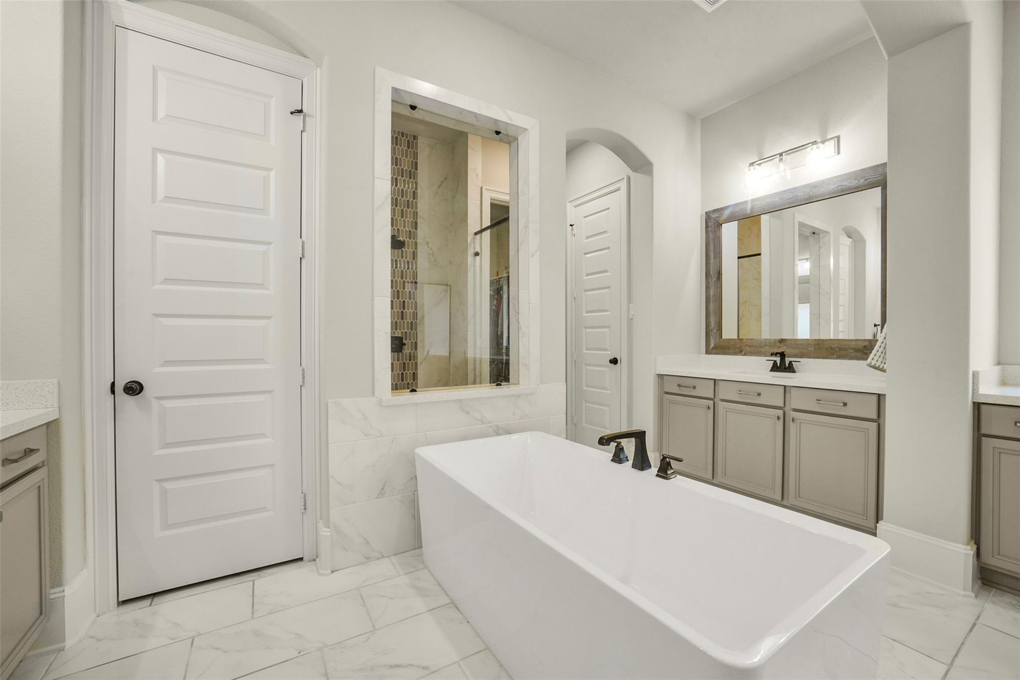 8711 Silver Crest Lane
