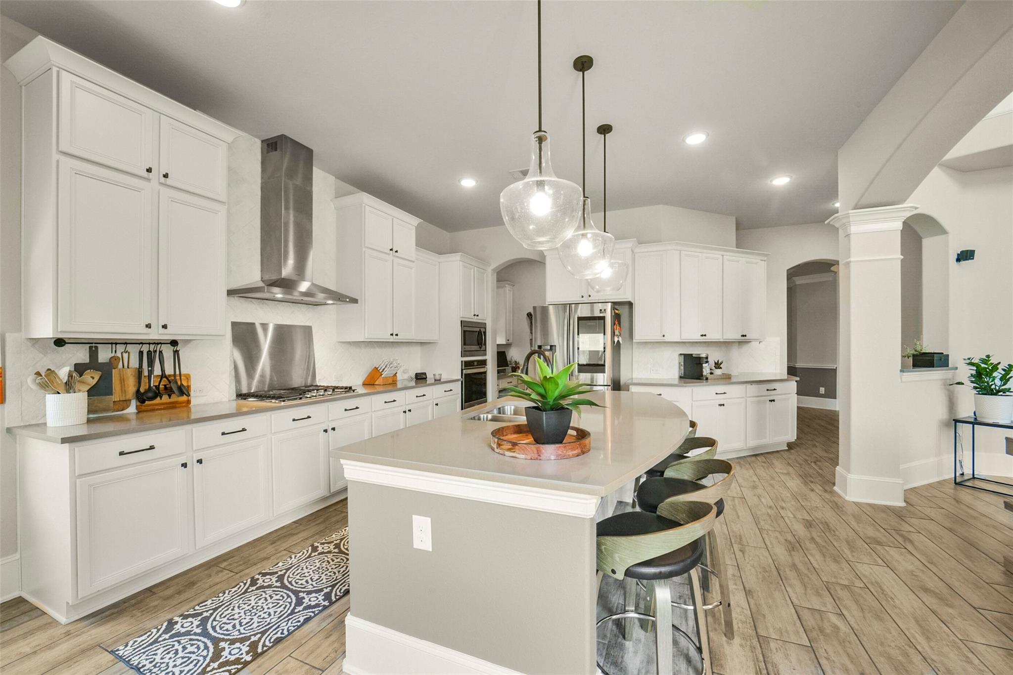 8711 Silver Crest Lane