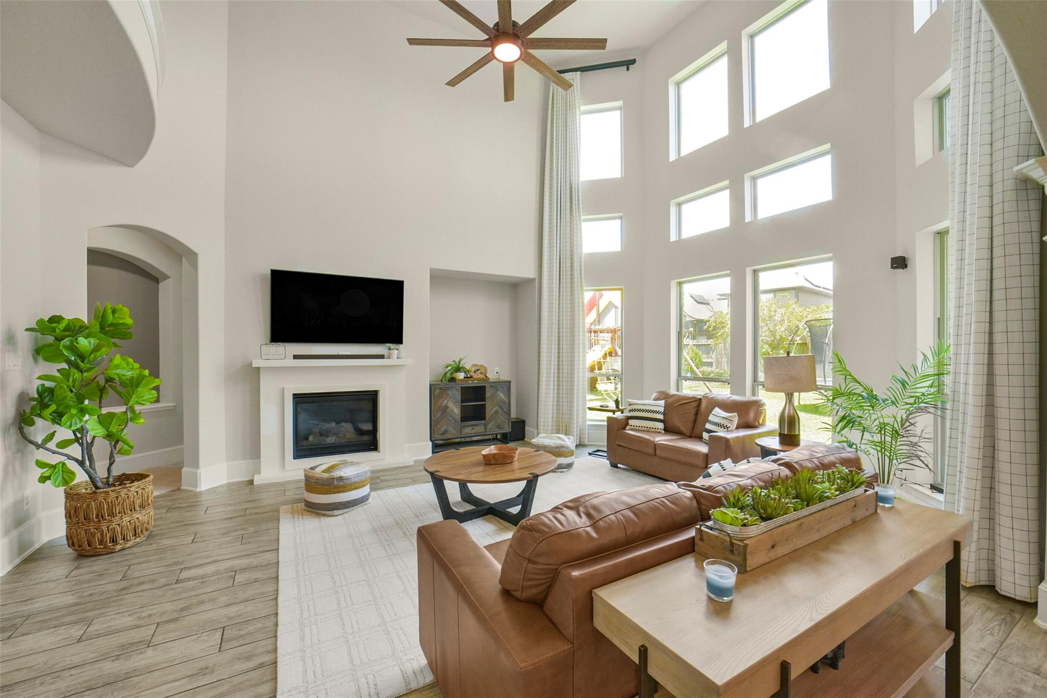 8711 Silver Crest Lane