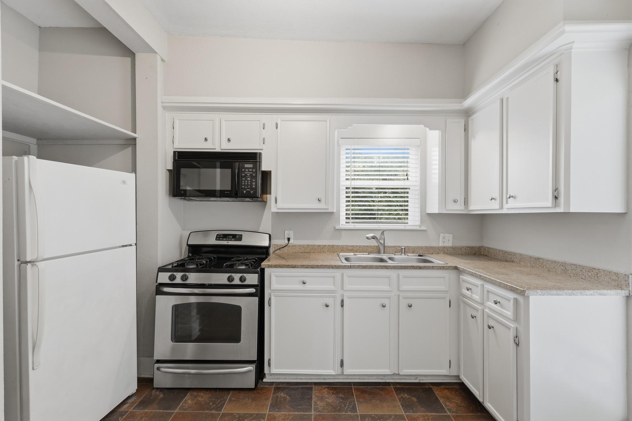 4618 Mckinney Street # 3