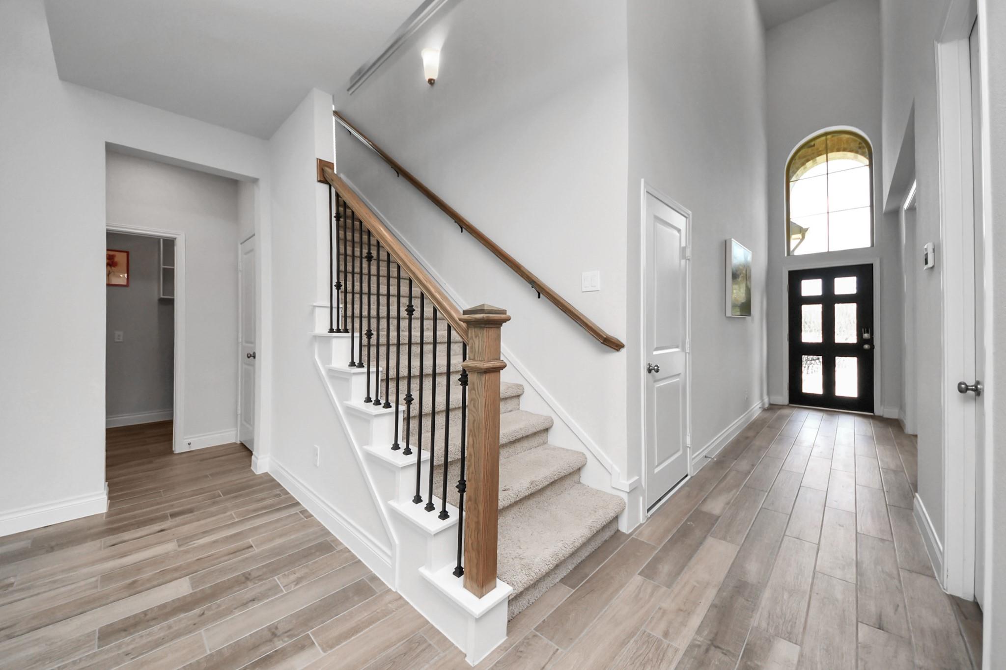 4218 Bald Cypress Court