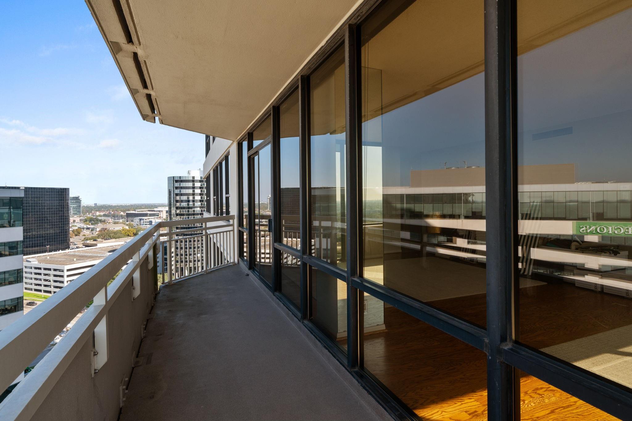 14 Greenway Plaza # 17Q