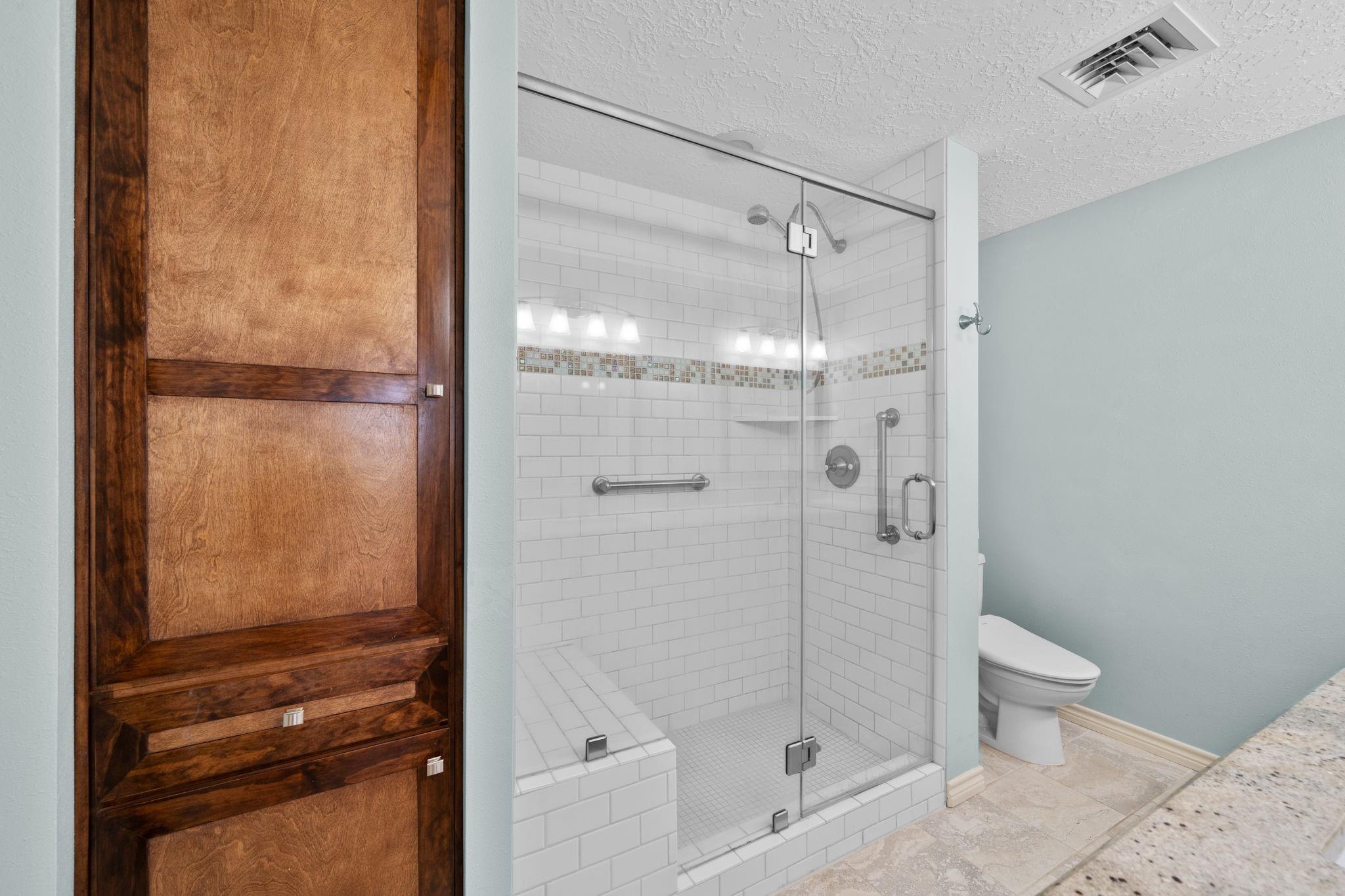 14 Greenway Plaza # 17Q