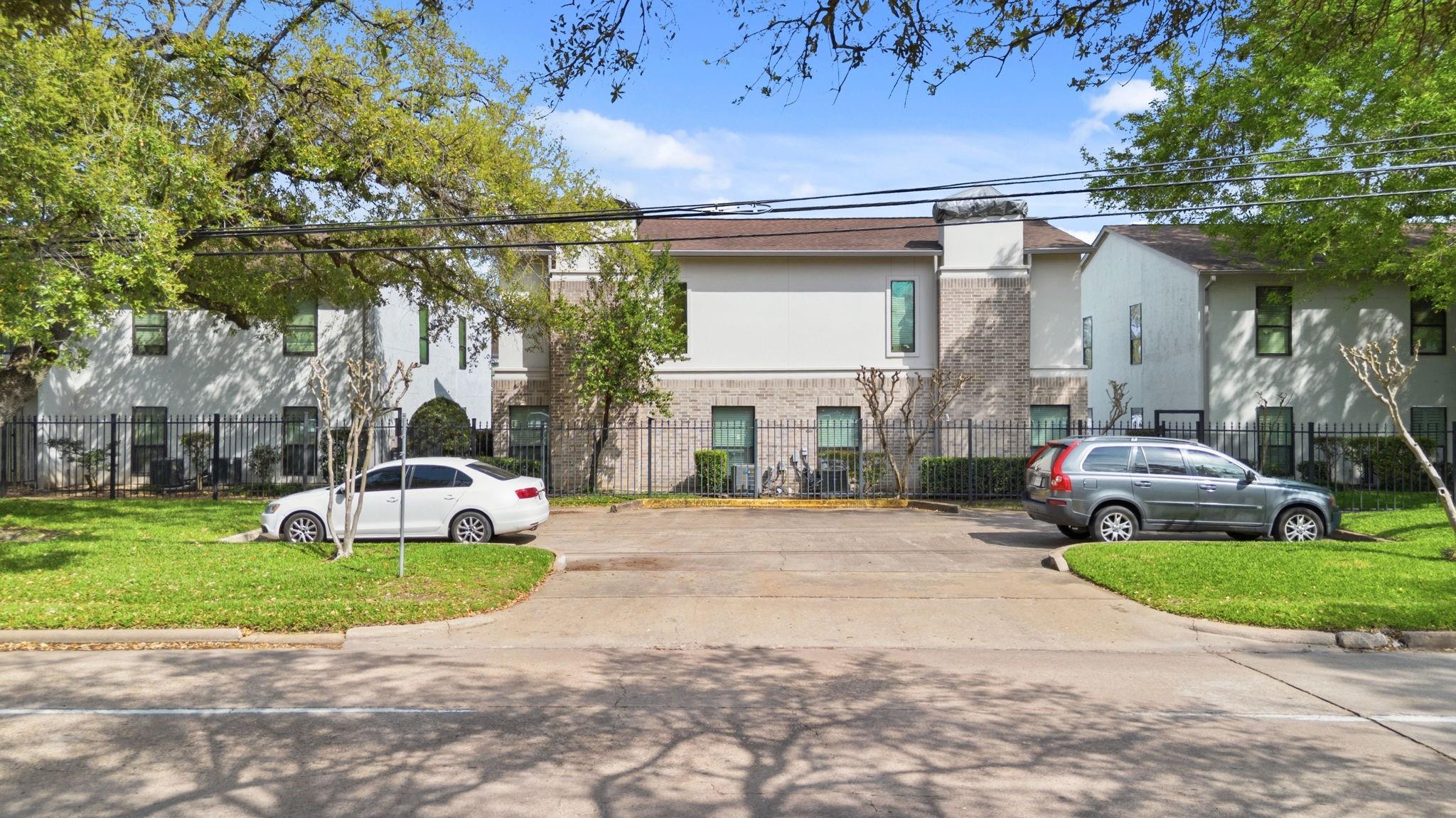2425 Augusta Drive # 23