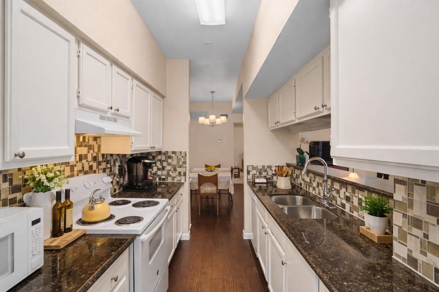 2425 Augusta Drive # 23