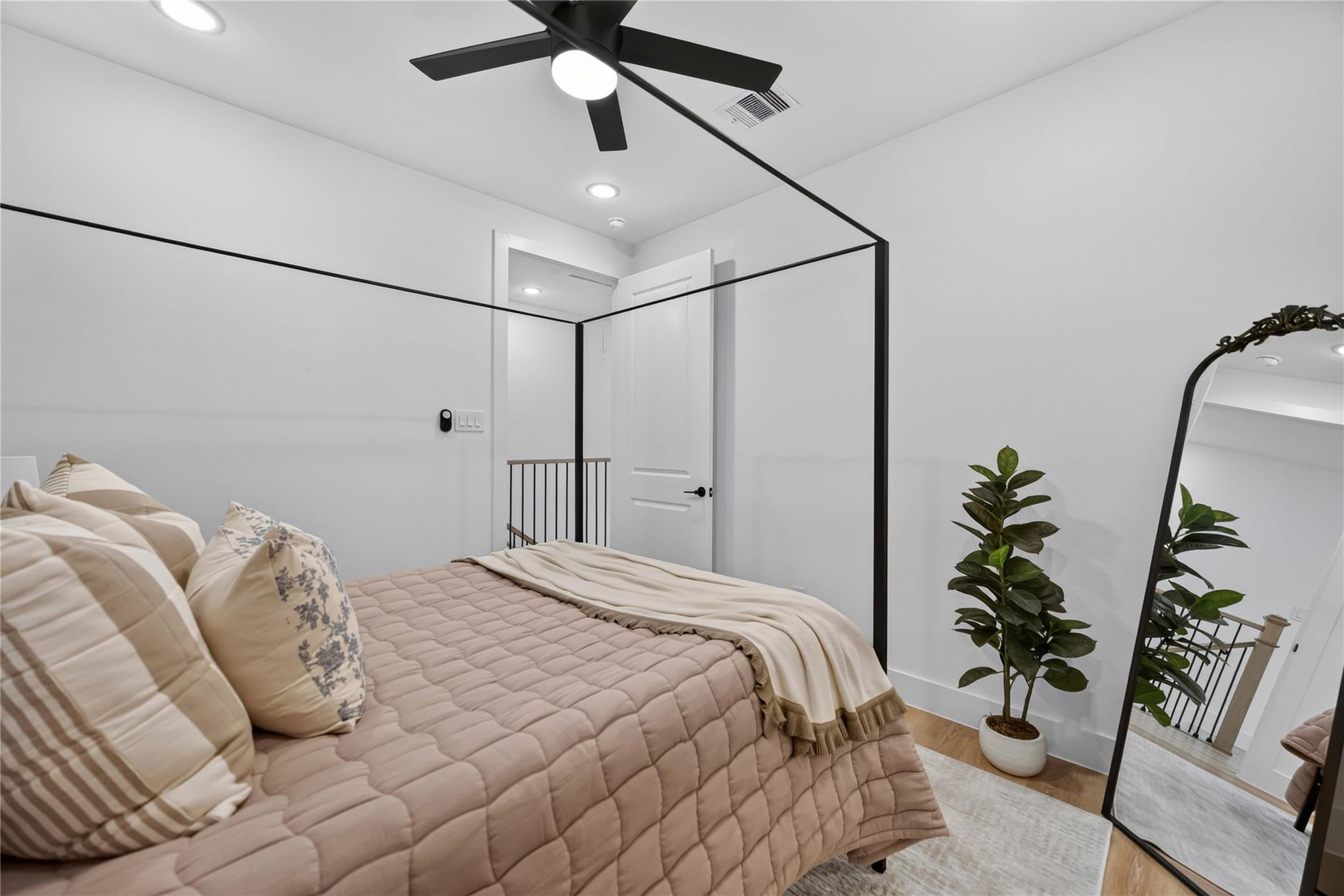 316 Walthall # B
