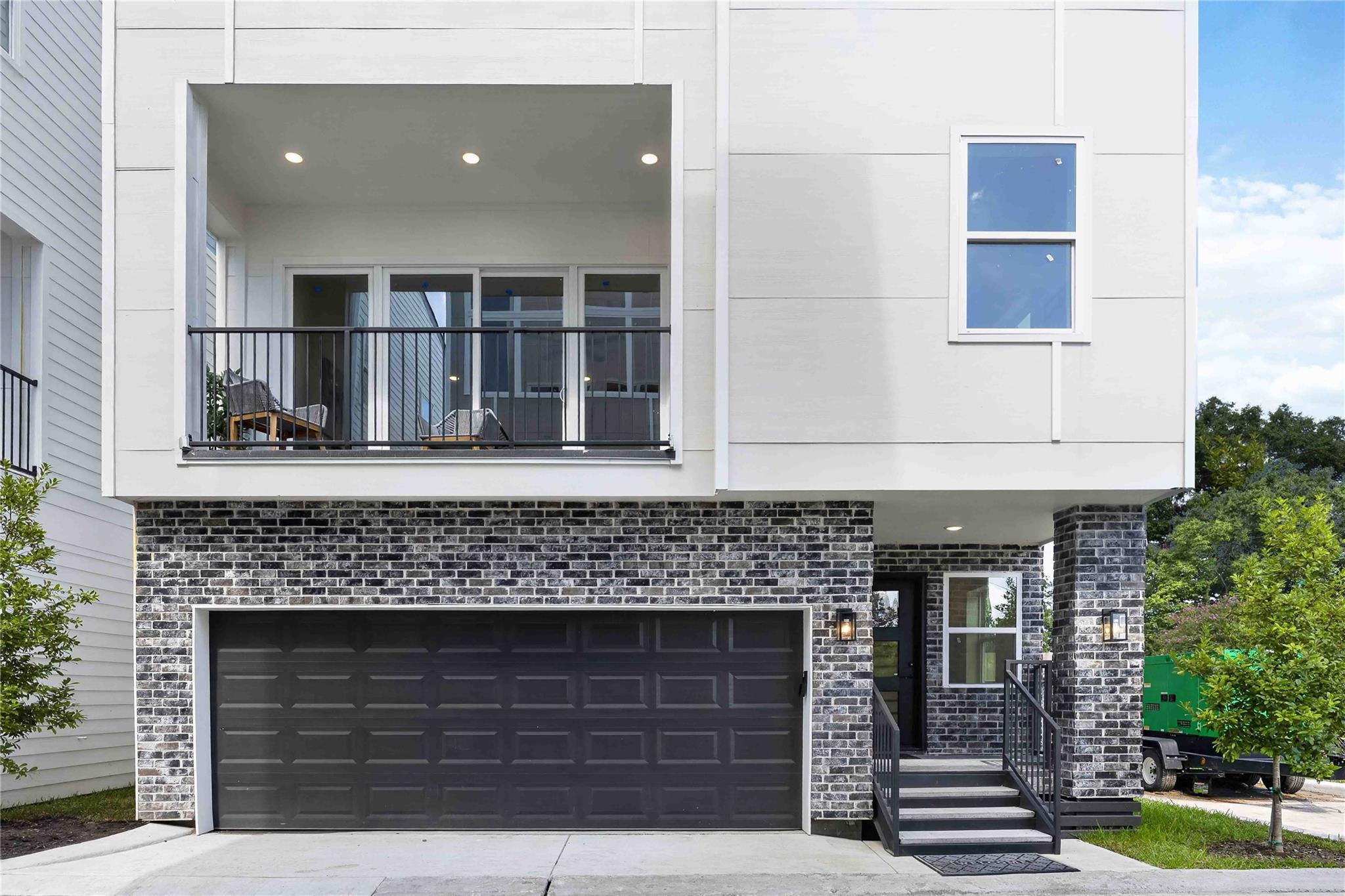 316 Walthall # B