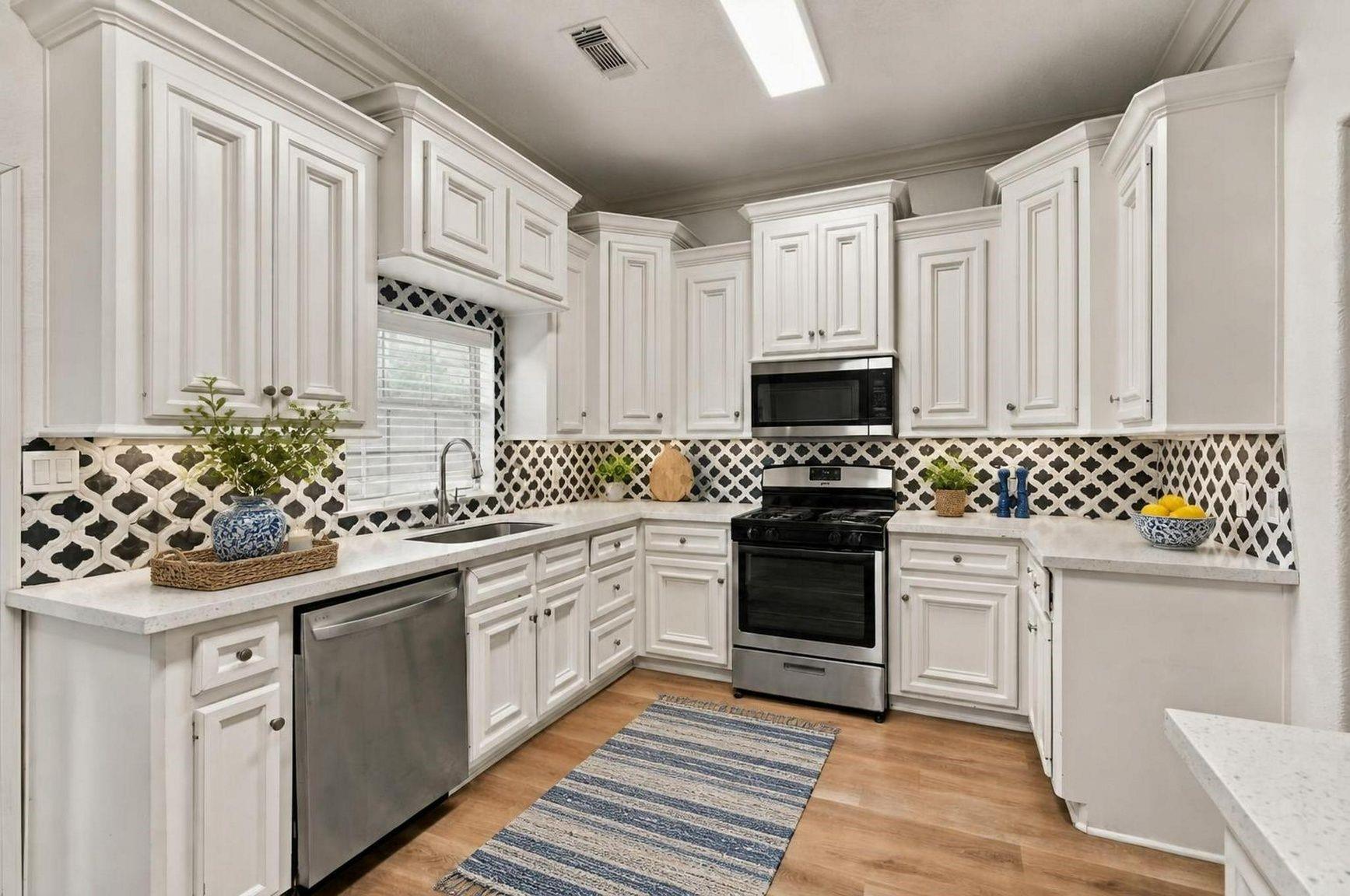 3024 Avenue R Unit: 1/2