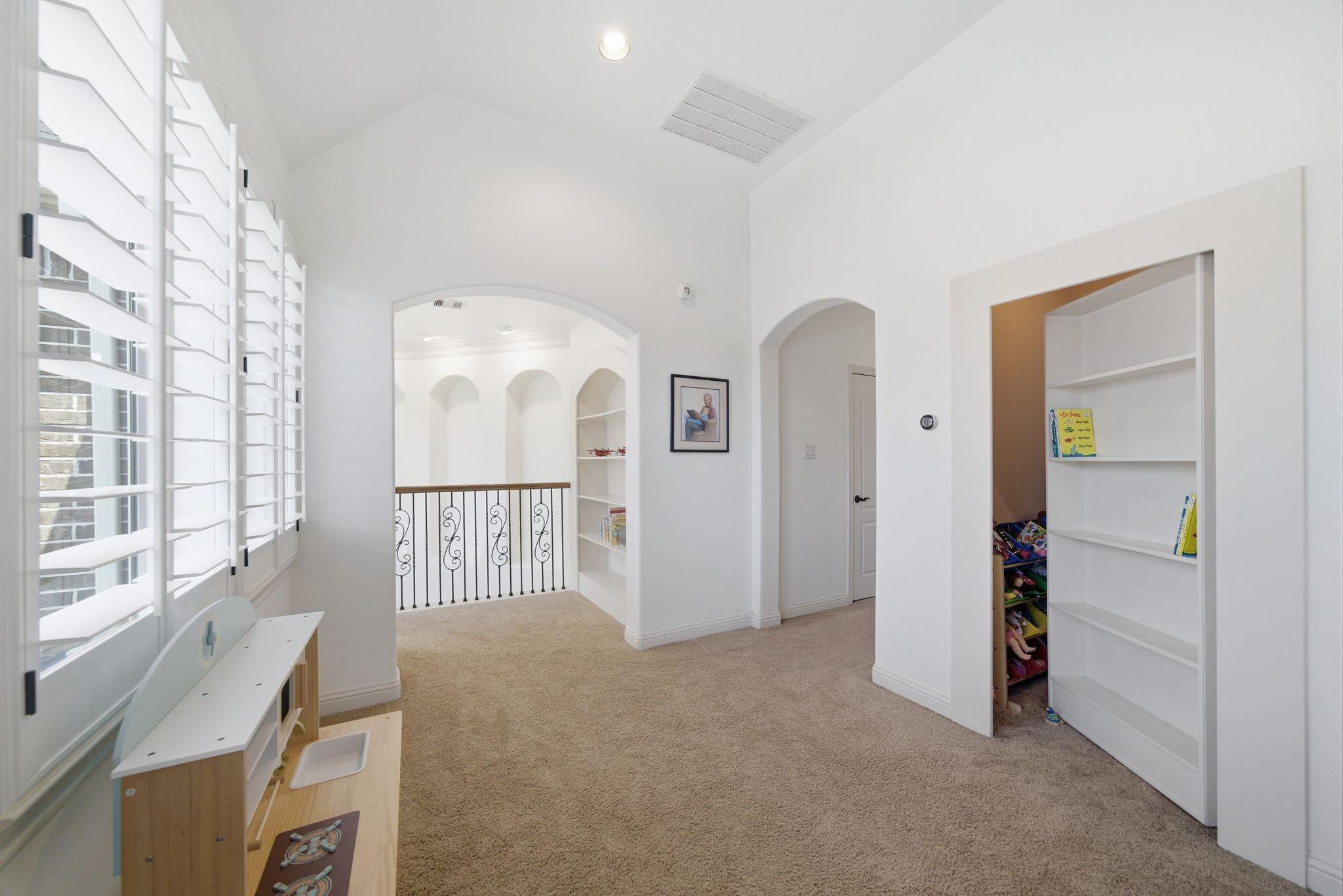 30 Little Rise Drive