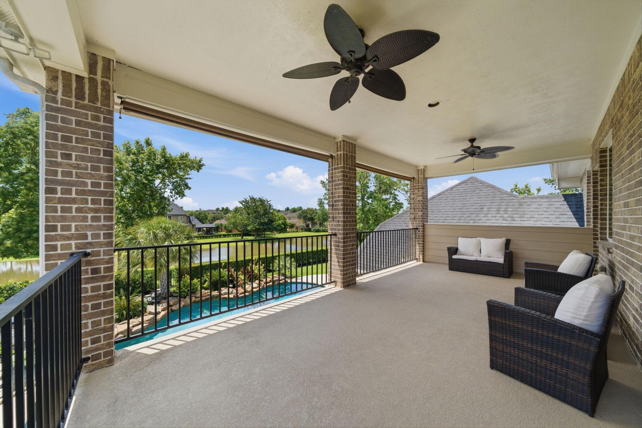 30 Little Rise Drive