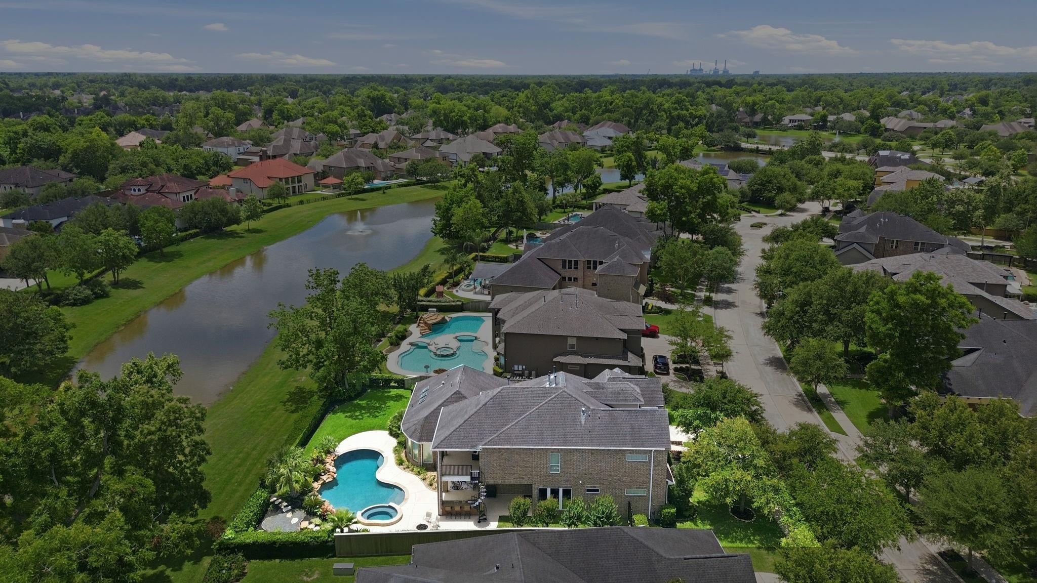 30 Little Rise Drive