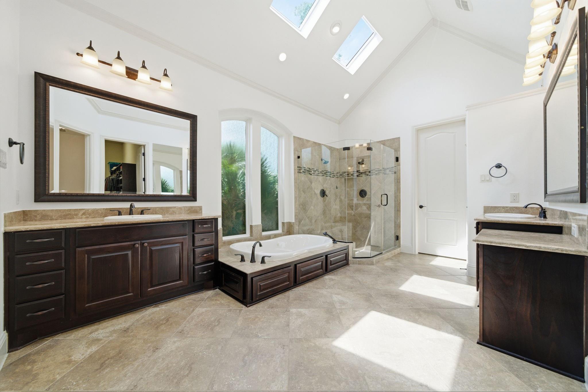 30 Little Rise Drive
